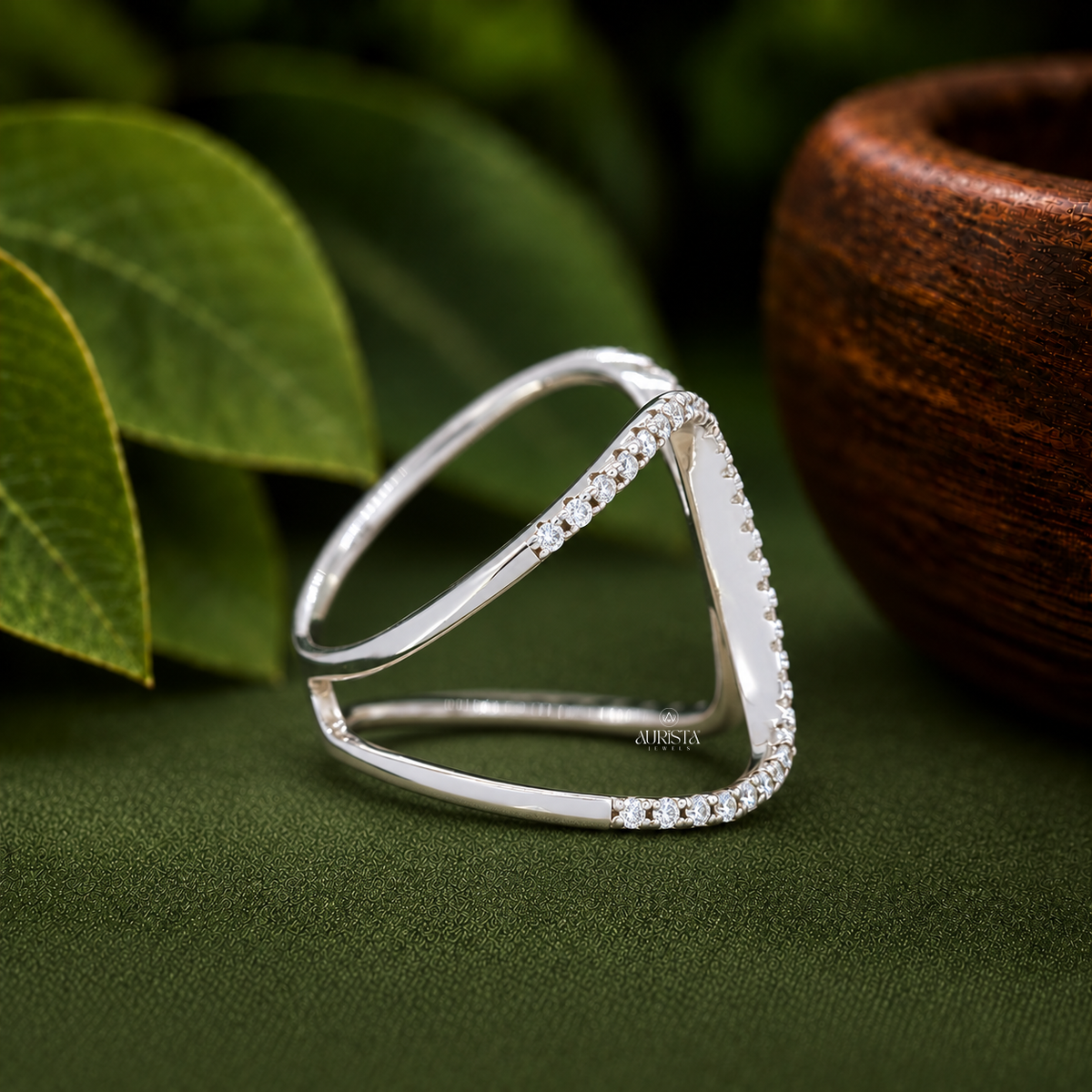 Round Cut Lab Grown Diamond Infinity Ring, Modern Open Statement Band, Gold Jewelry