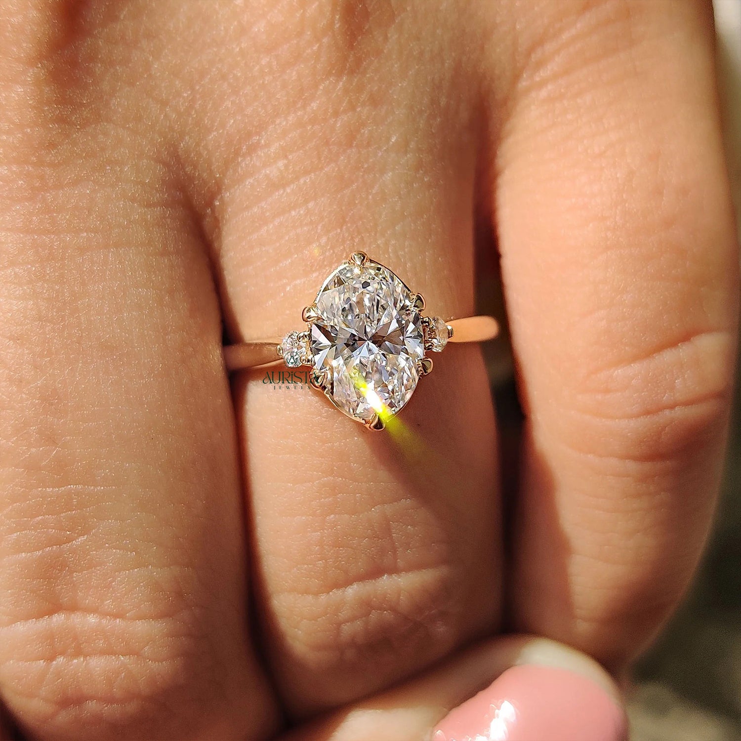 Forever Light – Rich Ring with Elegant Diamond