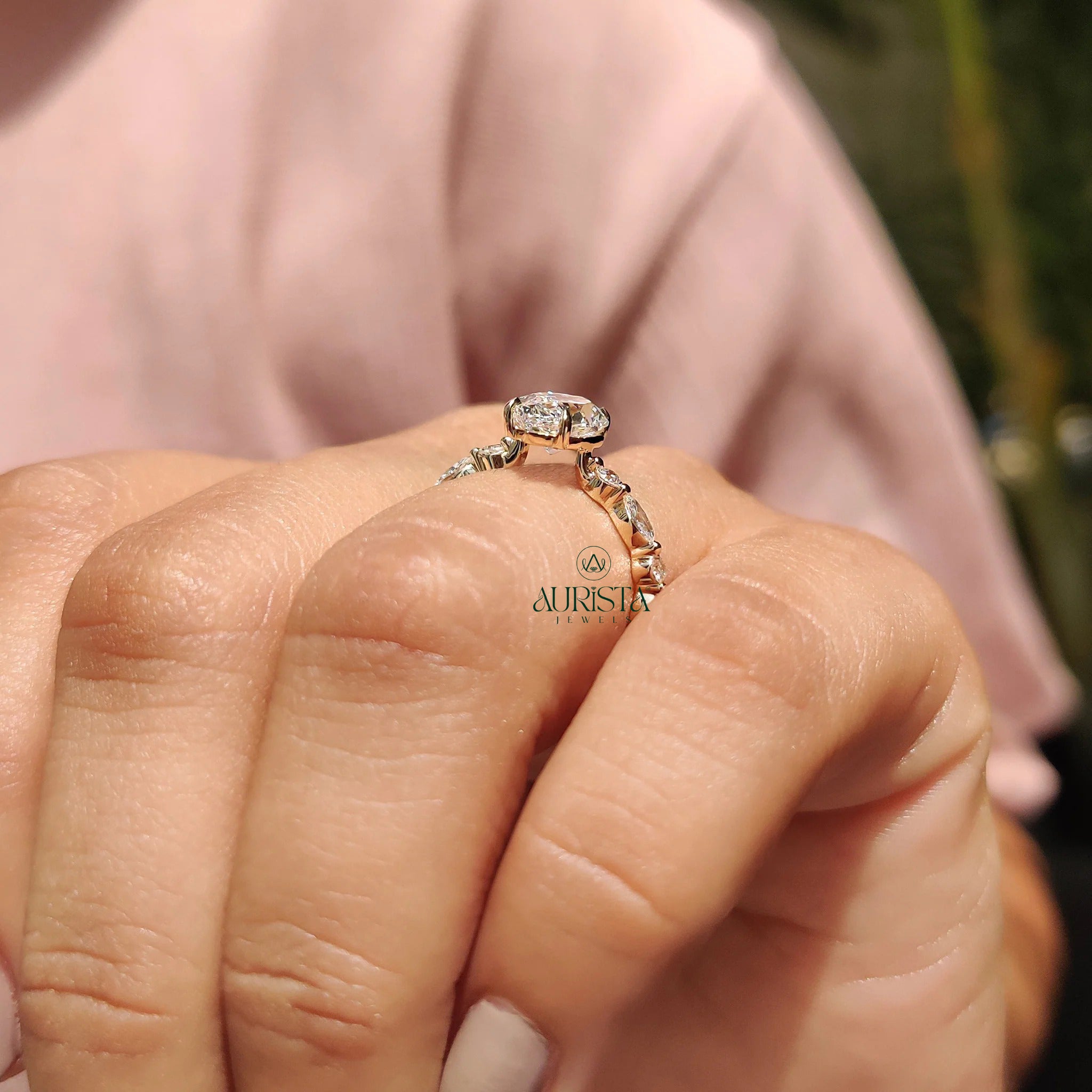 Endless Glow – Elegant Finish with Sparkling Touch