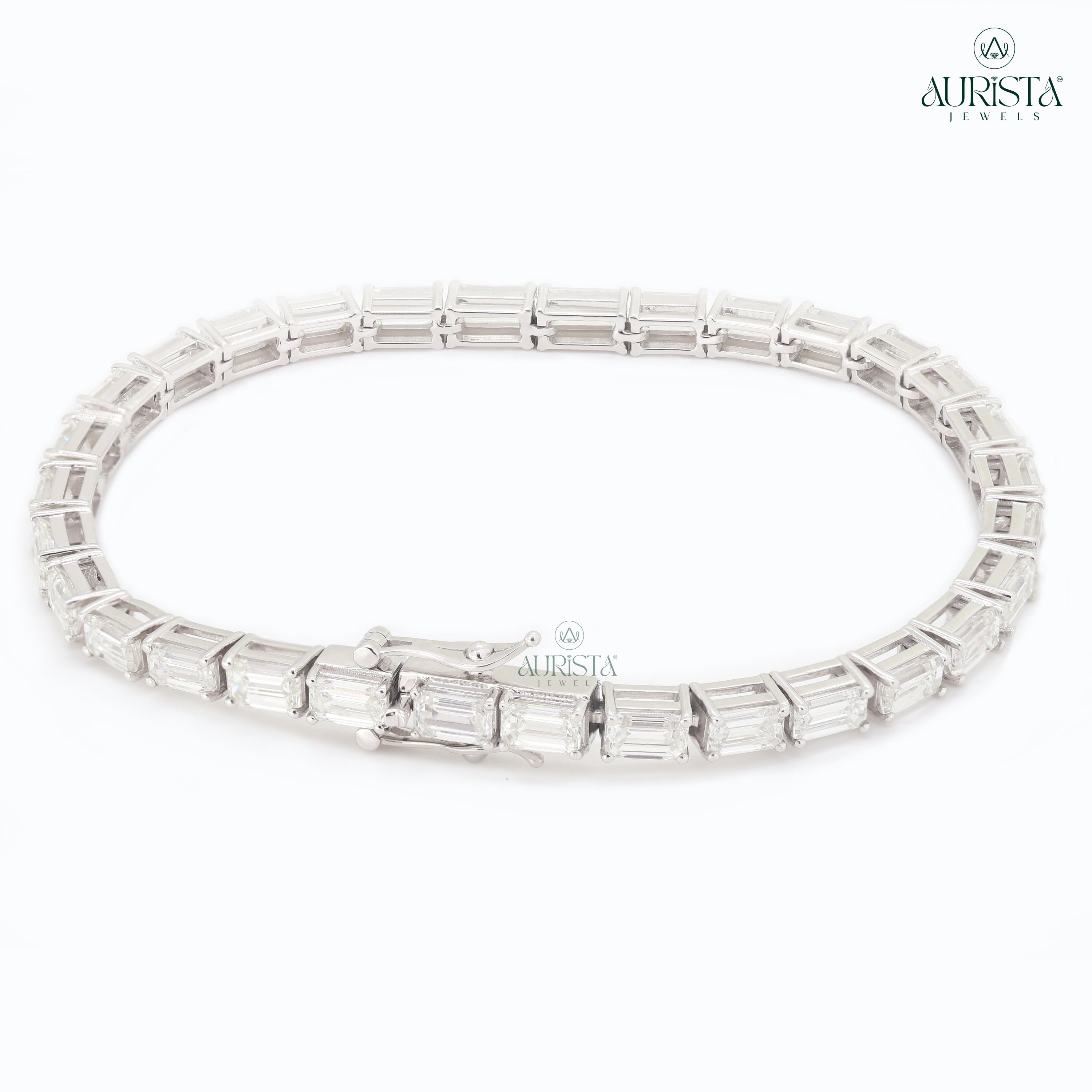 Lightbound Love – White Gold Tennis Bracelet