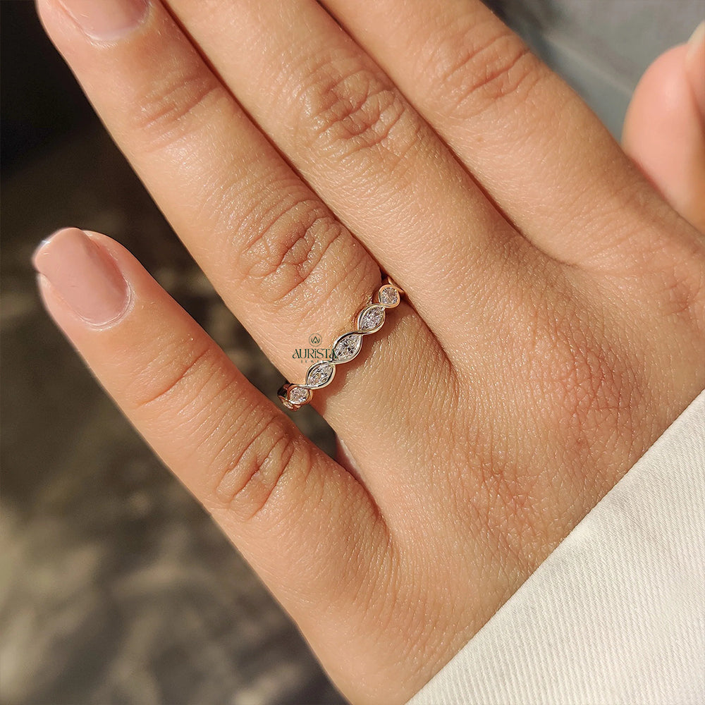 Whisper of Shine – Yellow Gold Band with Marquise Diamond