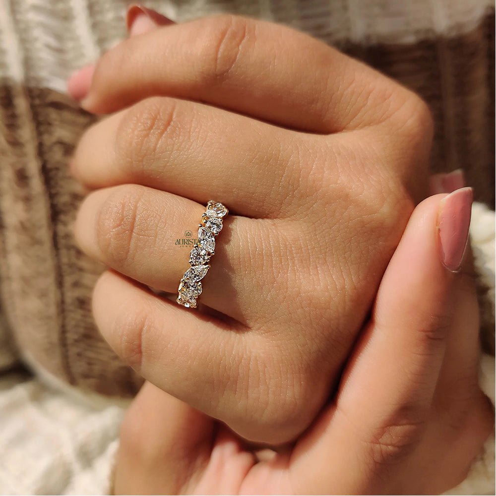 Forever Yours – Yellow Gold Ring with Marquise Diamond