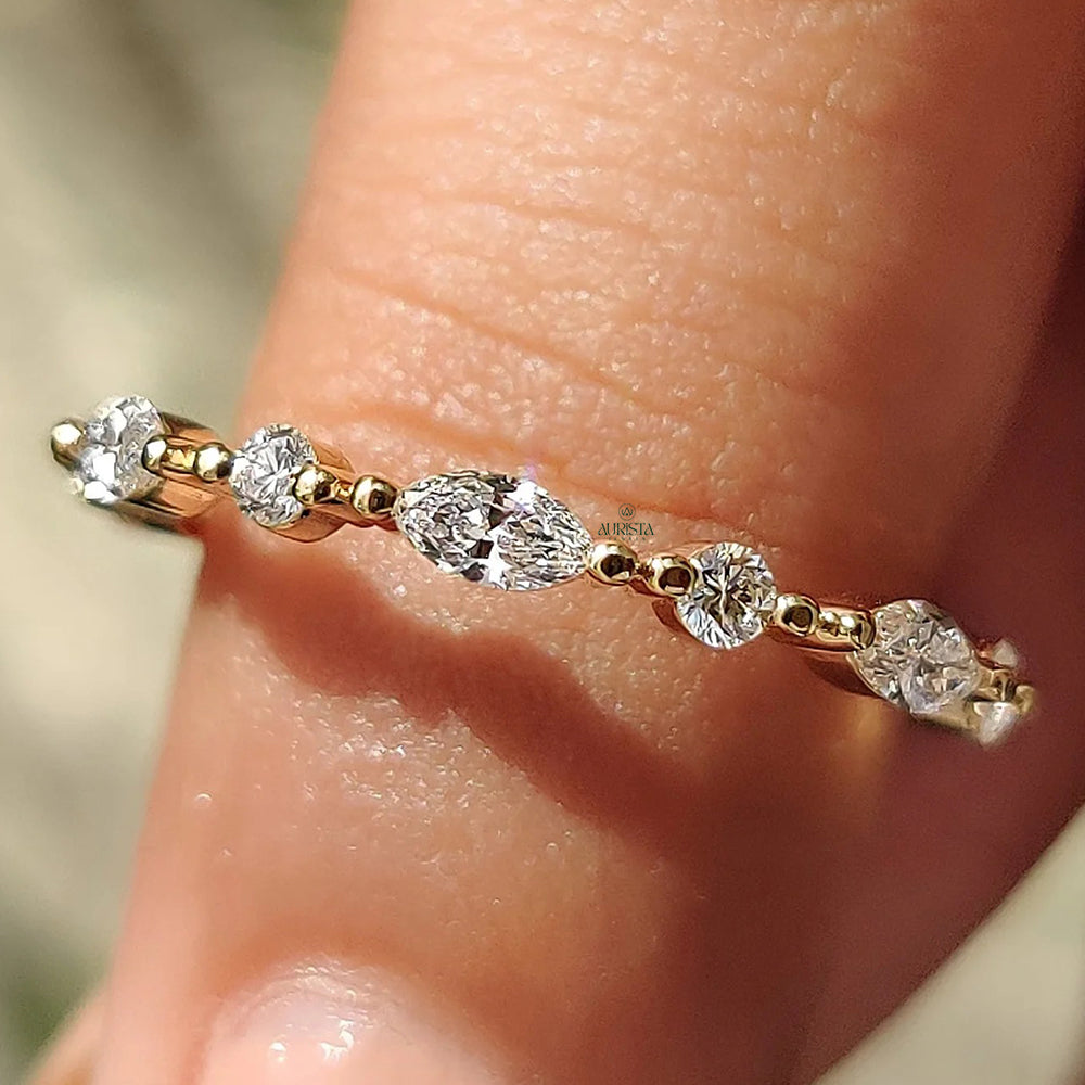 Shine of Promise – Yellow Gold Ring with Diamond