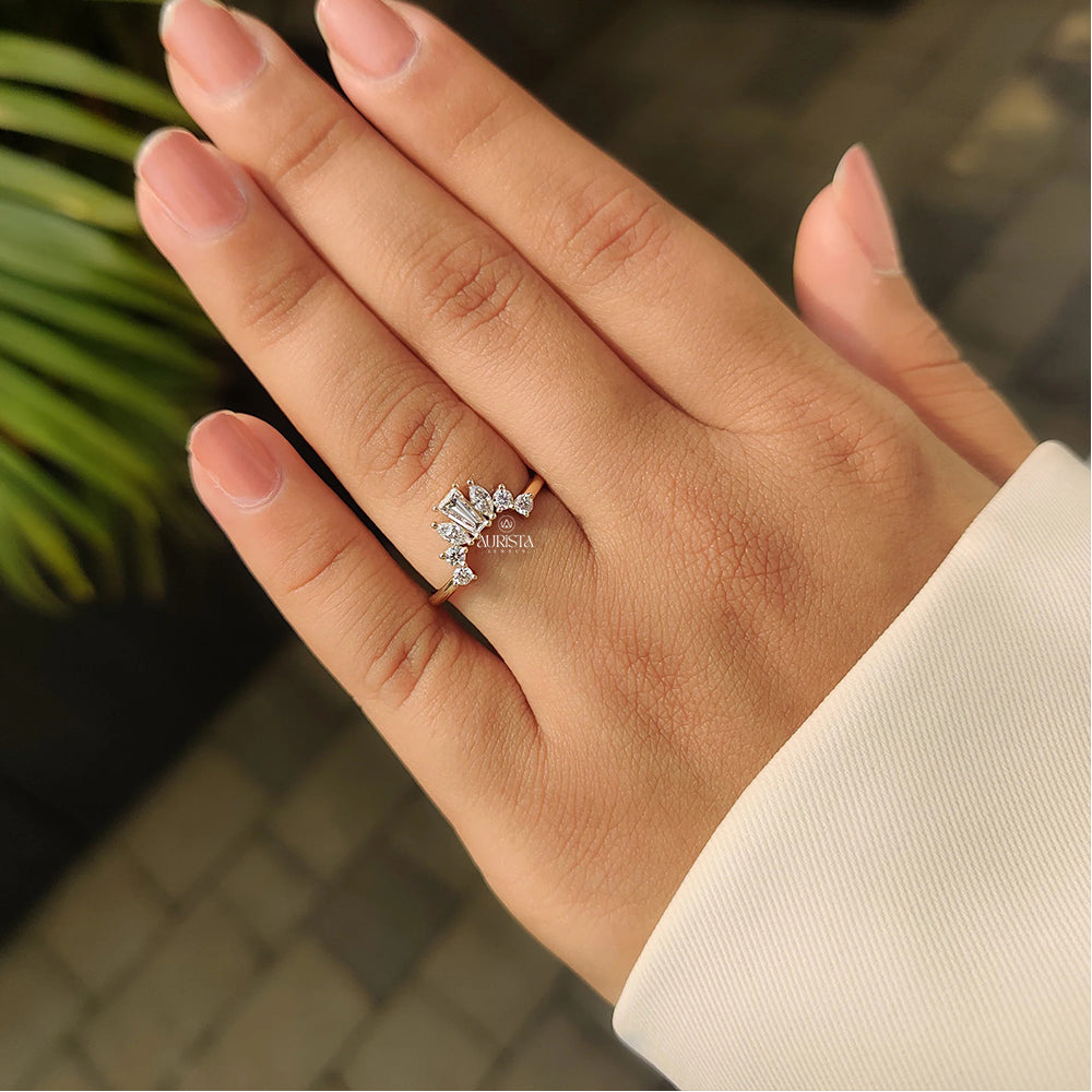 Promise of Light – Yellow Gold Ring with Baguette Diamond