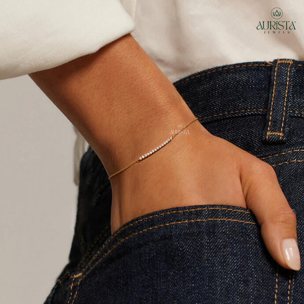 Forever Linked – Yellow Gold Bracelet with Round Diamonds