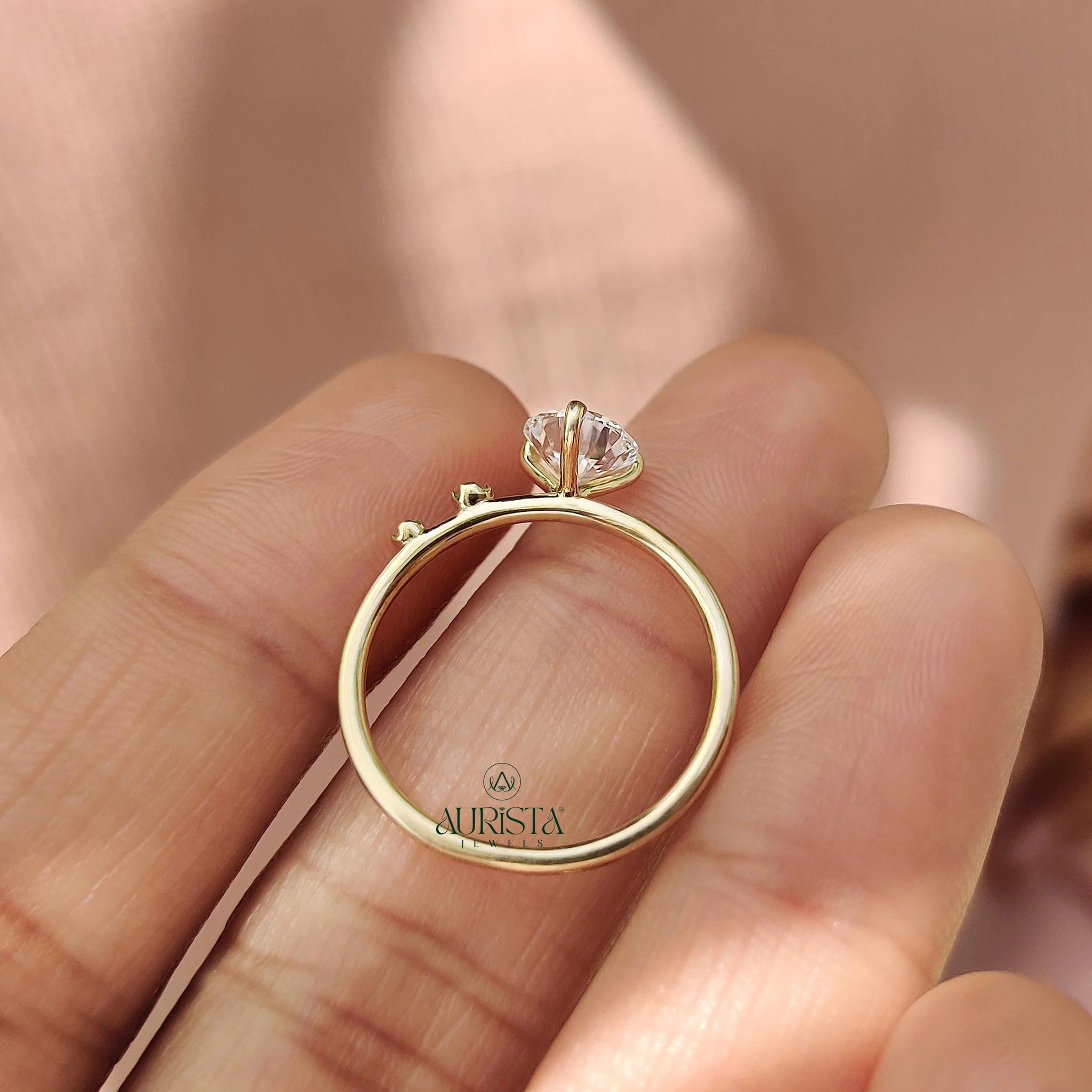 Round Brilliant Diamond Ring with Graduated Side Accents