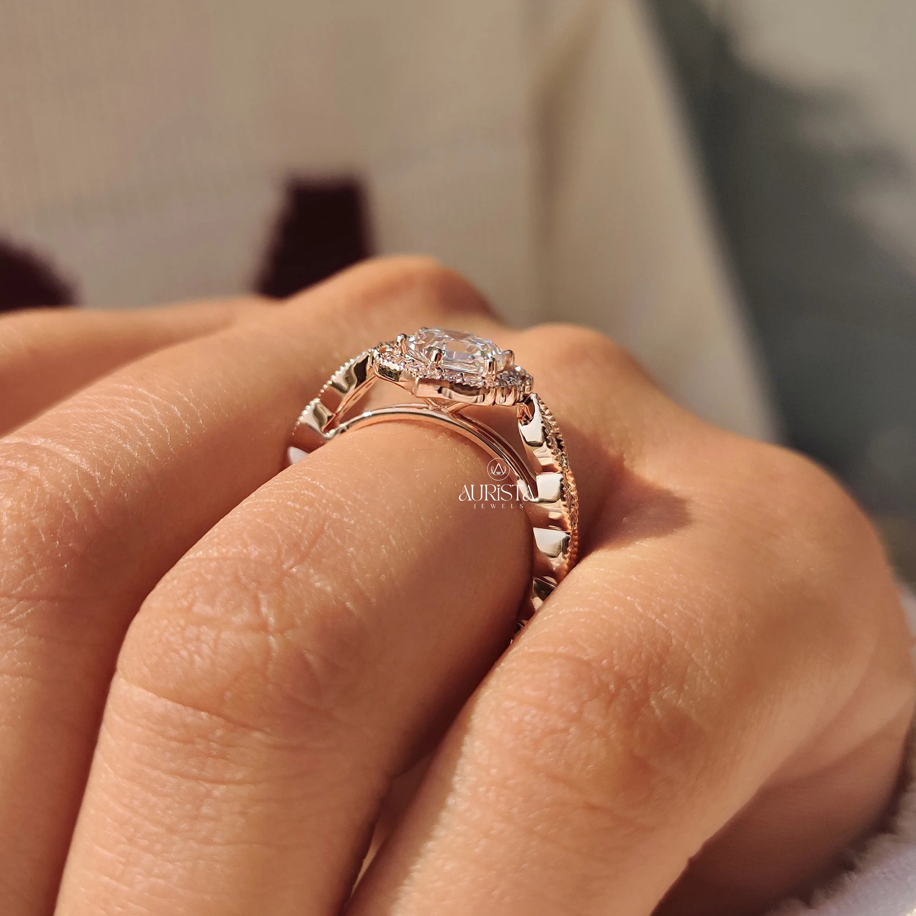 Infinite Love – Classic Gold Ring with Premium Diamond