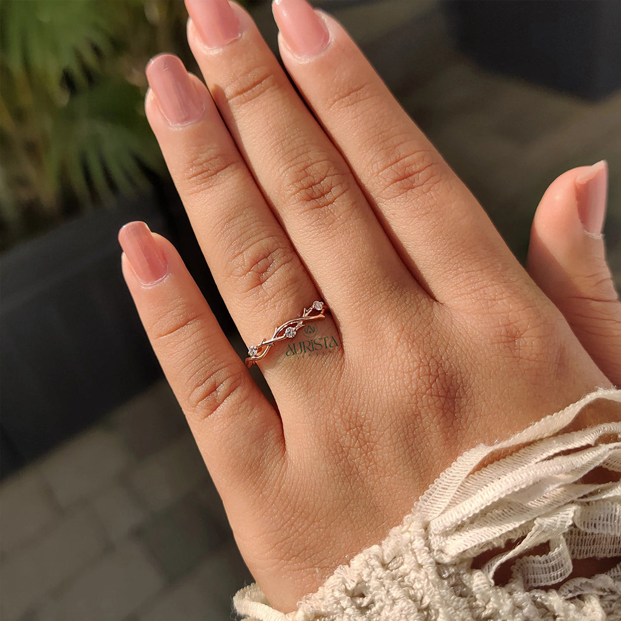Eternal Sparkle – Classic Elegance with Shining Finish
