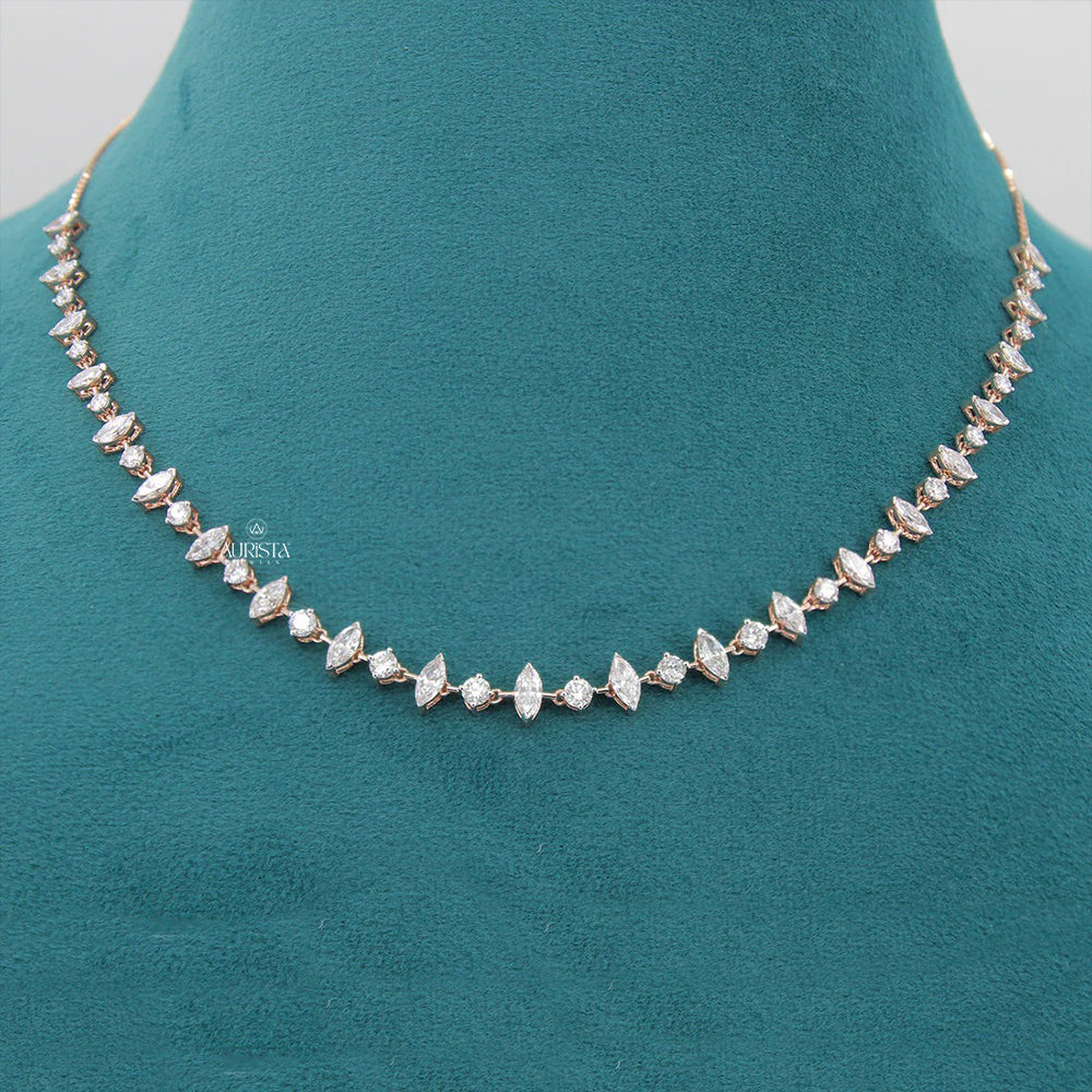 Pure Shine Round Brilliant Diamond Necklace in Gold