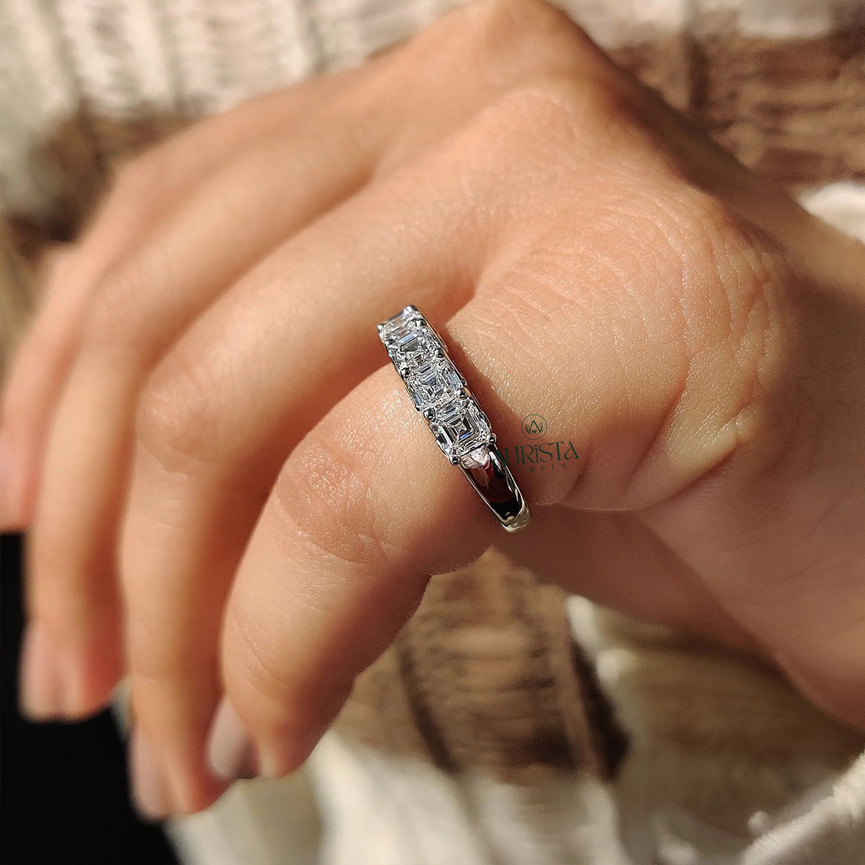 Infinite Sparkle – Luxe Beauty with Fine Shine