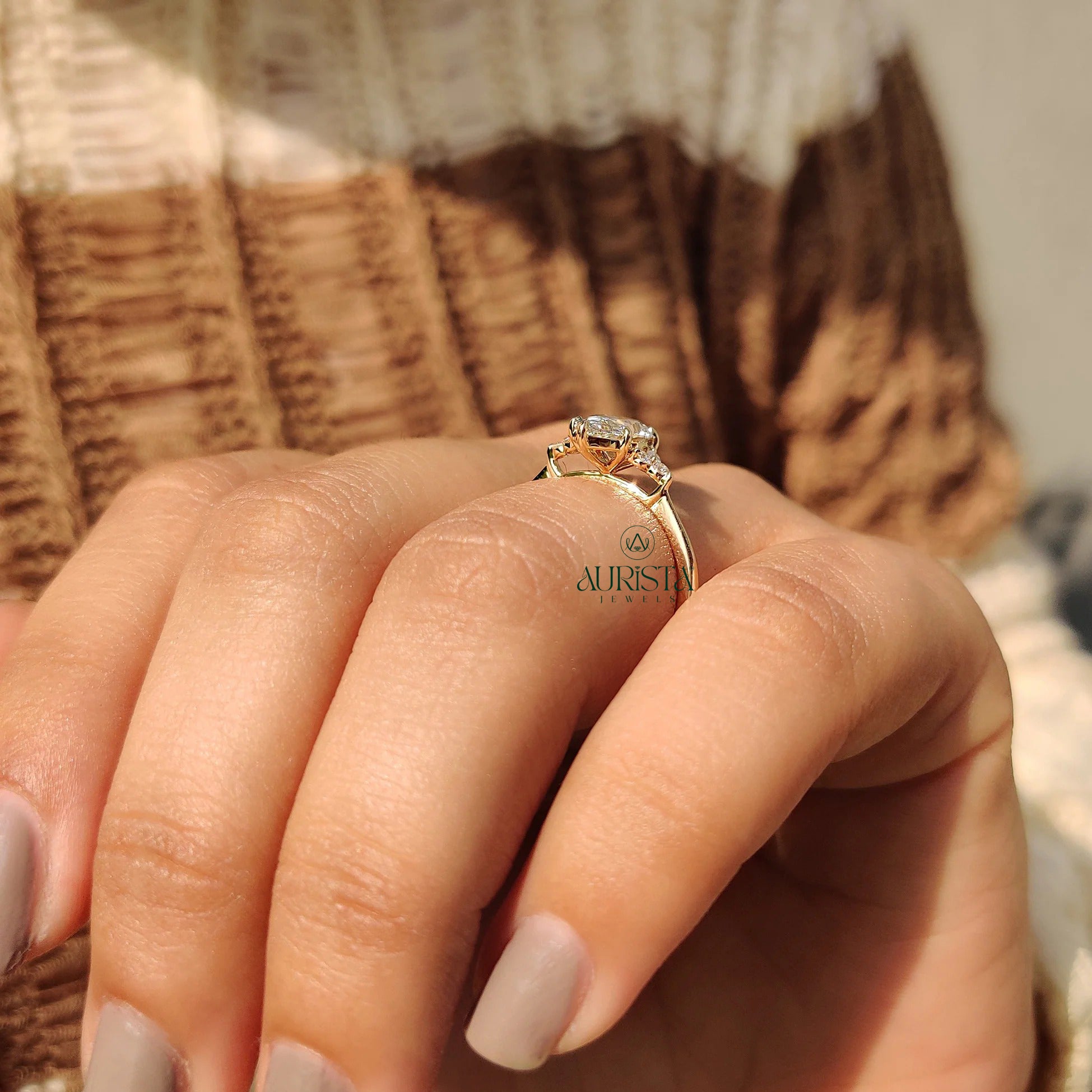 Forever Spark – Royal Charm with Sparkling Light