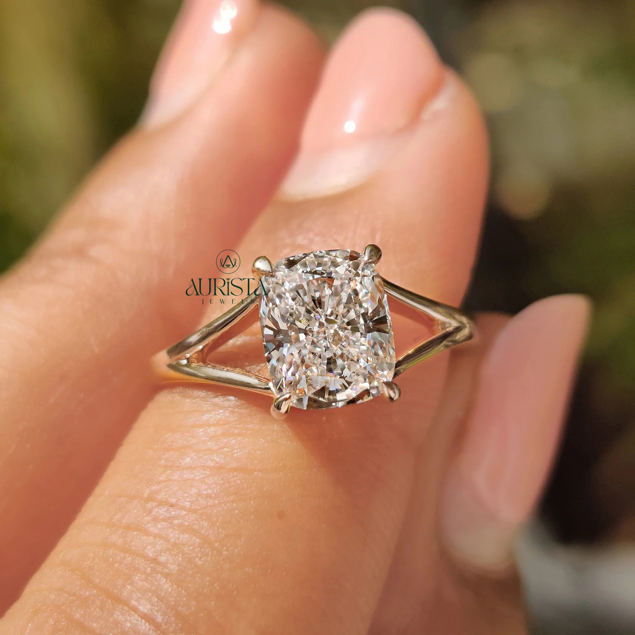 Cushion Solitaire – Made to Melt Hearts
