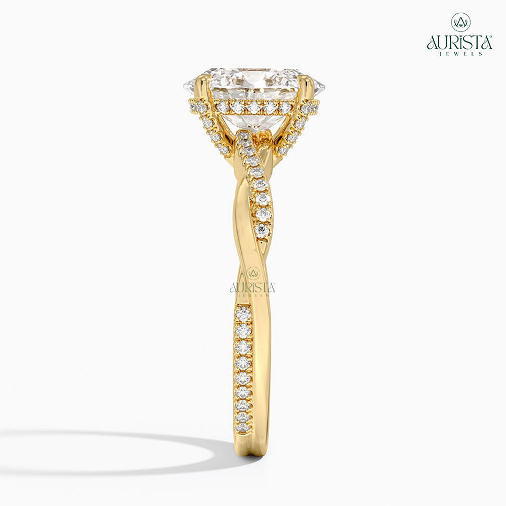 Gift of Forever – Yellow Gold Ring with Round Diamond