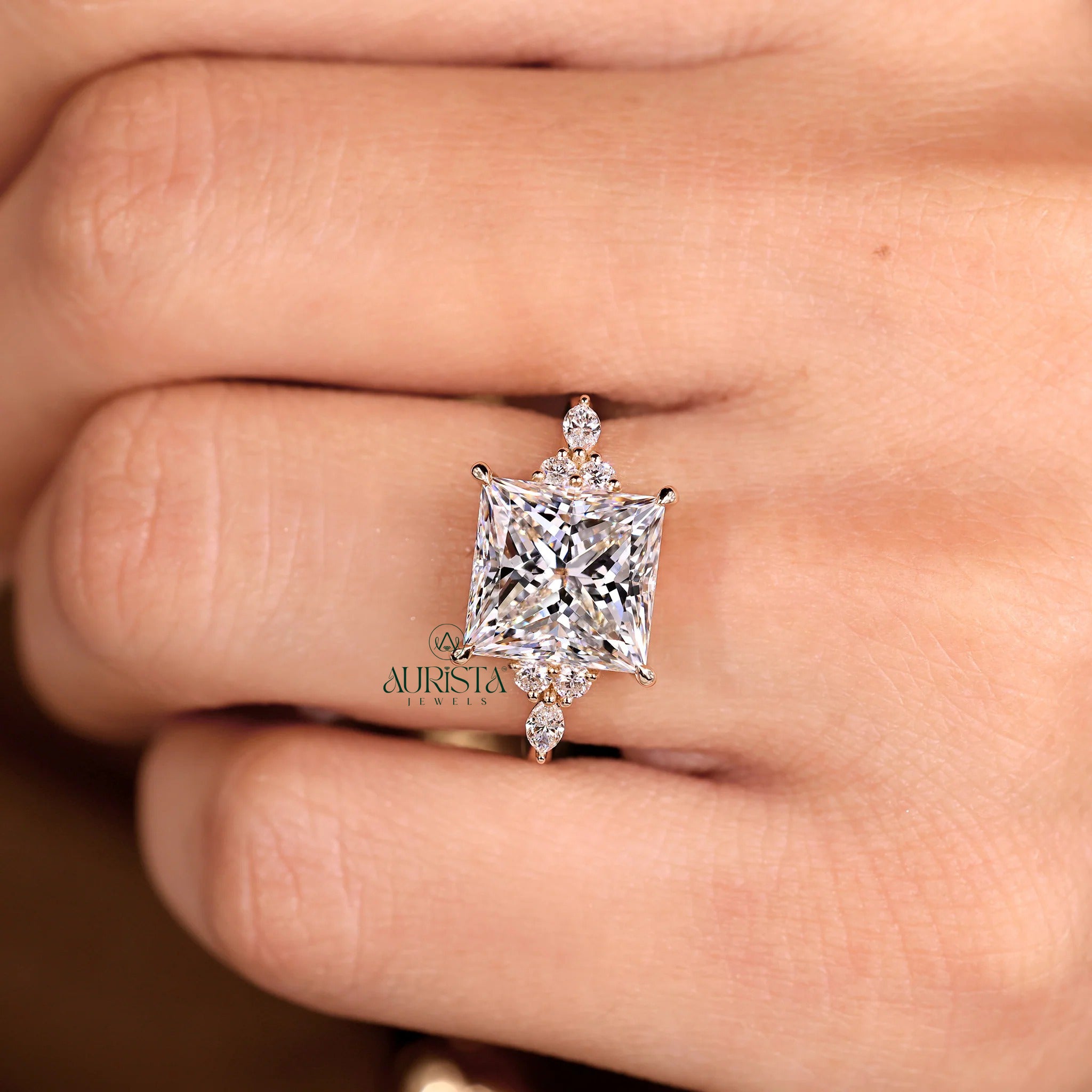 Promise Light – Fine Charm with Brilliant Grace