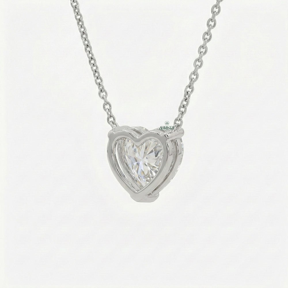Everyday Elegance Heart Diamond Pendant in White Gold