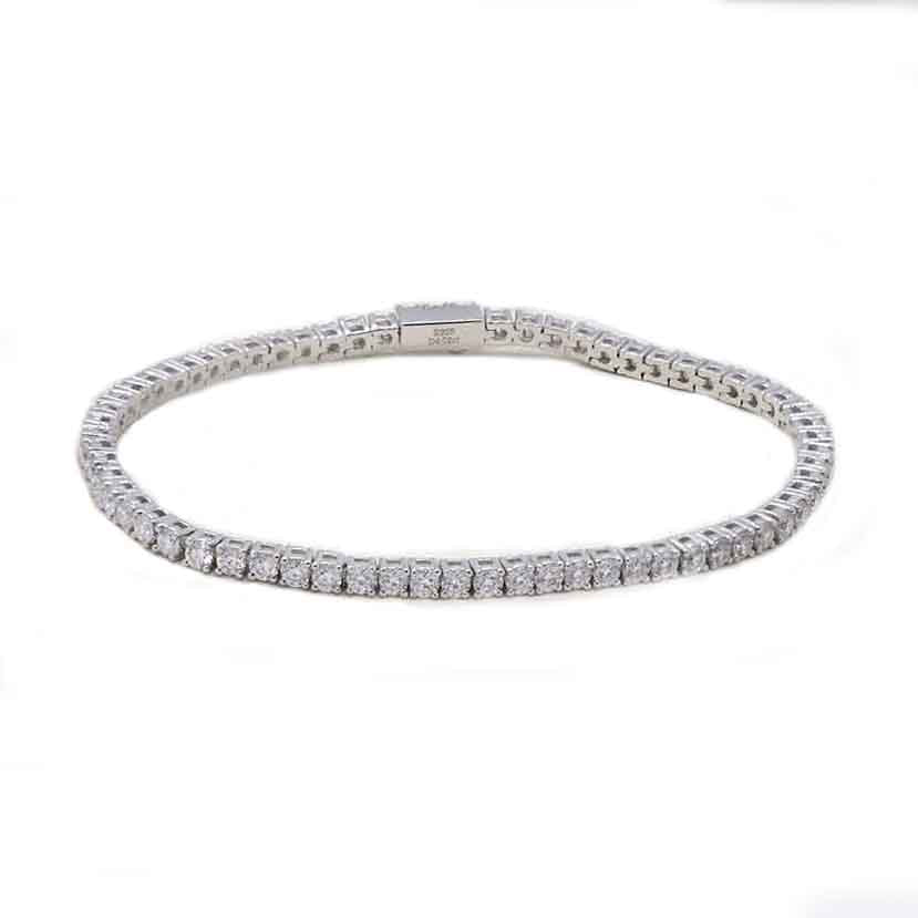 Grace in Motion – A Dazzling Tennis Bracelet for Every Occasion