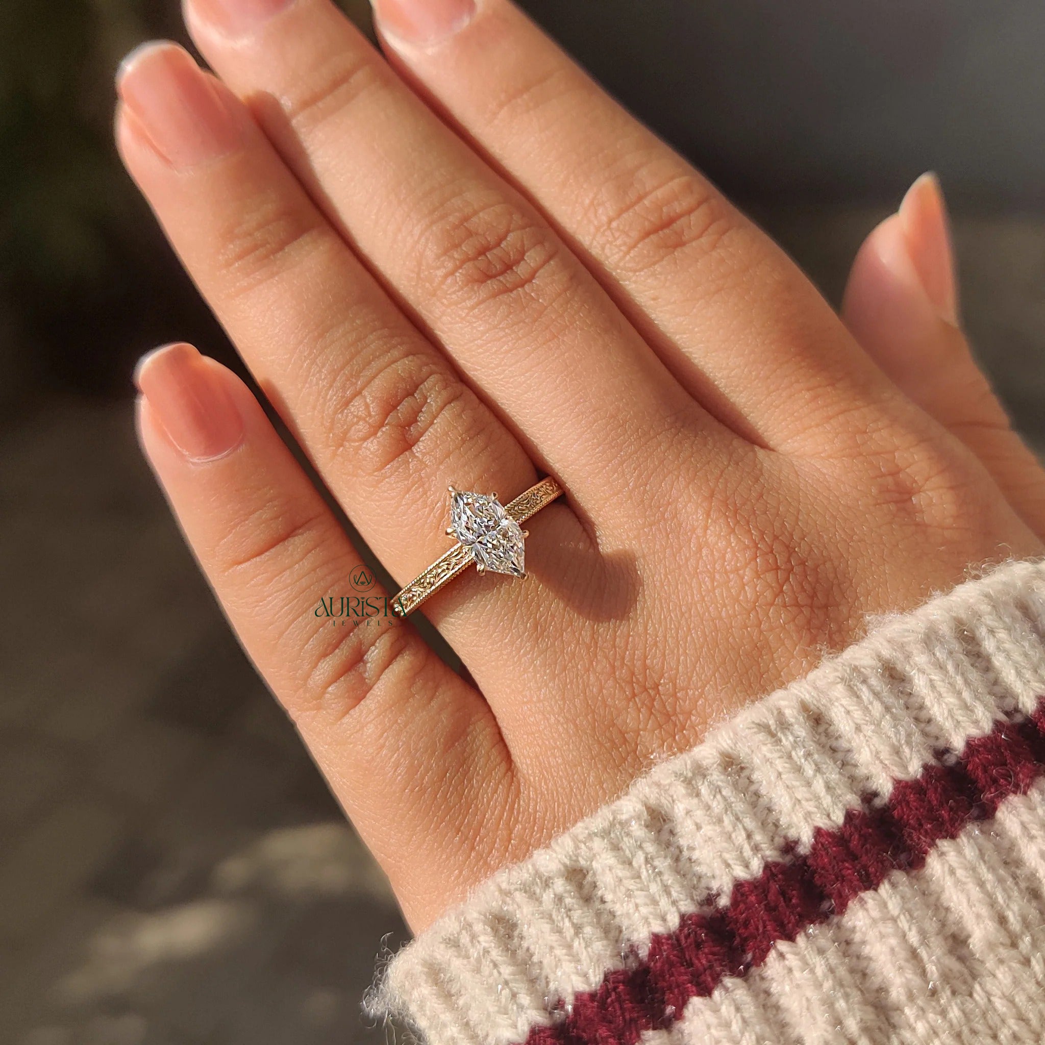Single Diamond Elegance Ring with Graceful Design