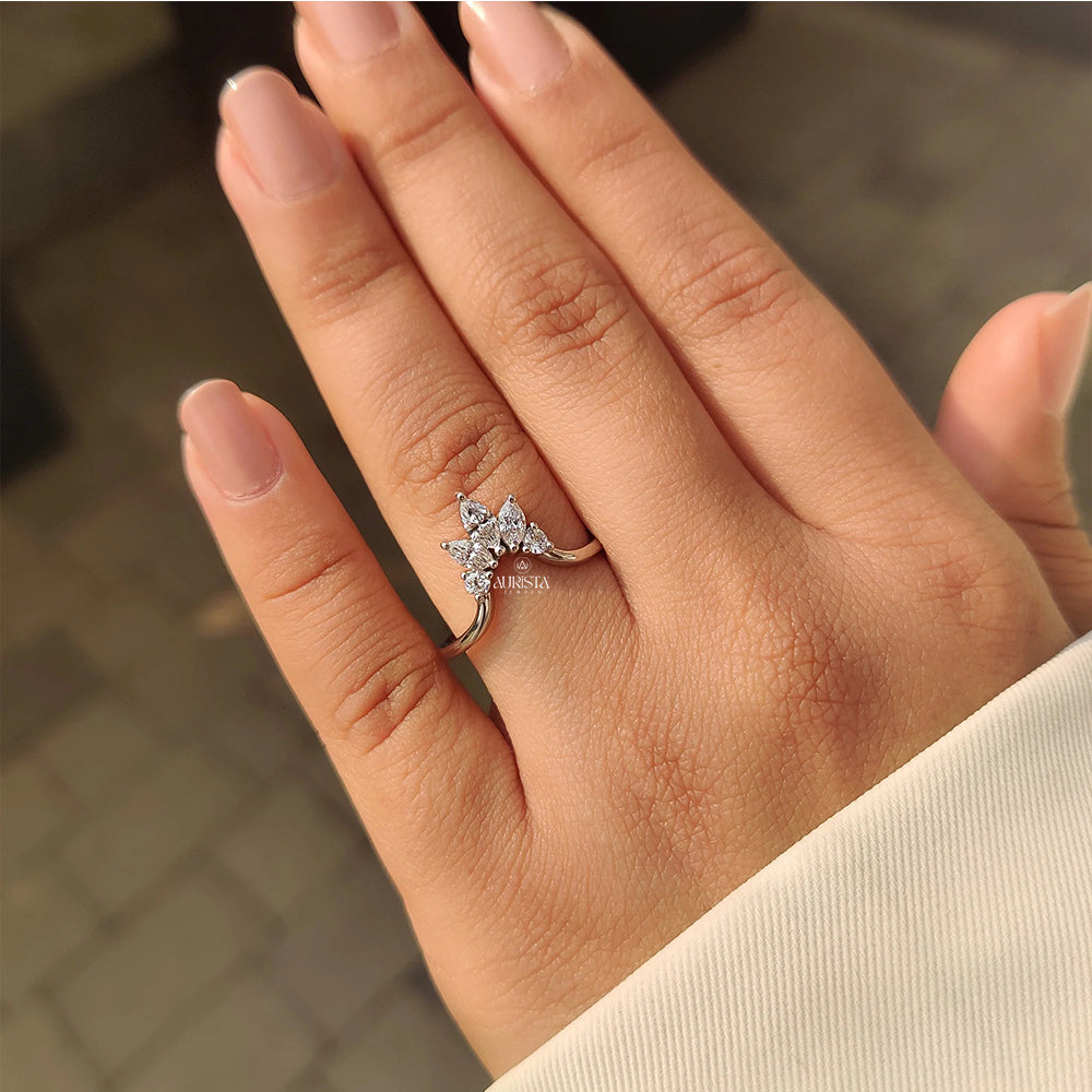 Timeless Union – White Gold Band with Marquise and Round Diamond