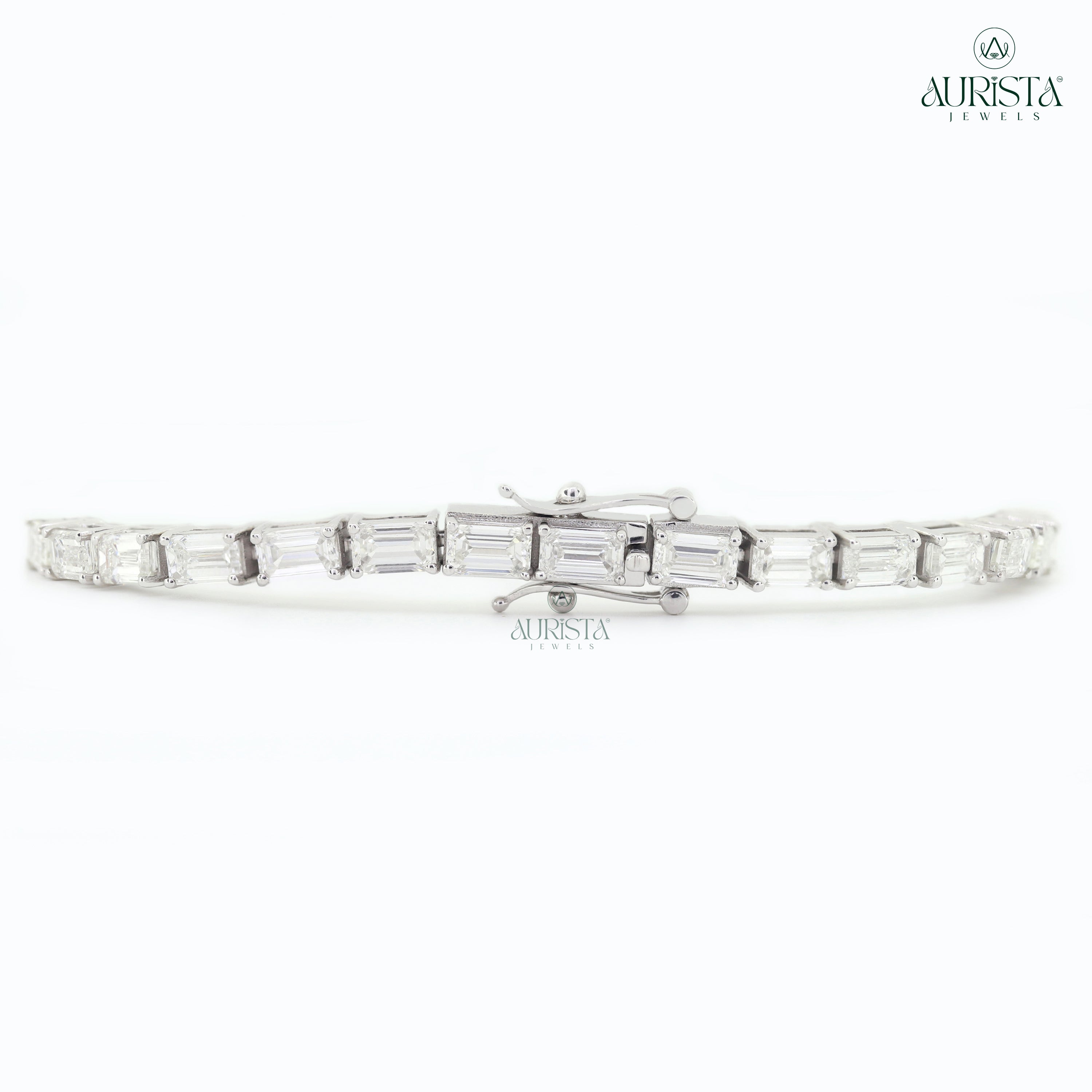 Lightbound Love – White Gold Tennis Bracelet
