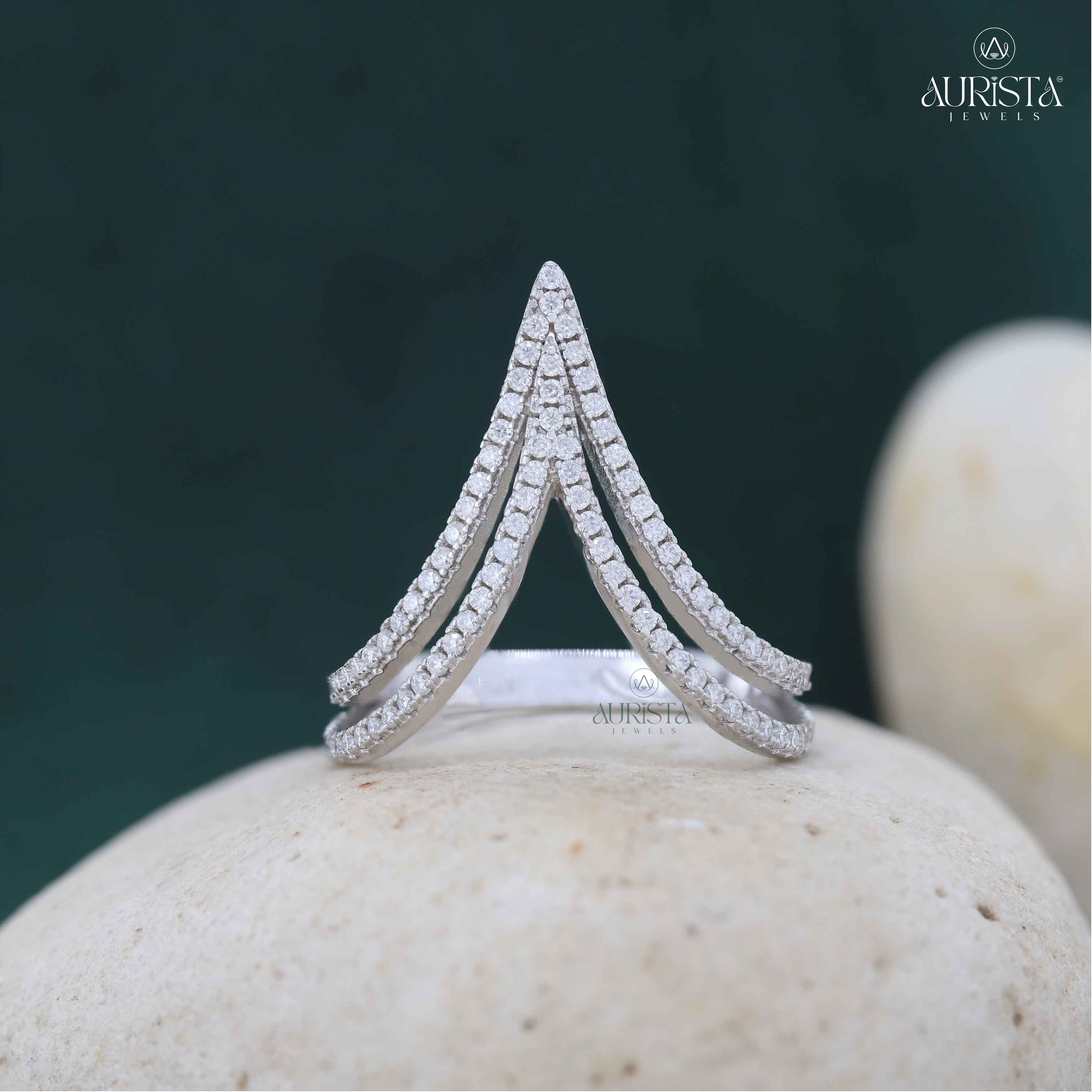 Forever Starts Here – White Gold Band with Rund Diamond