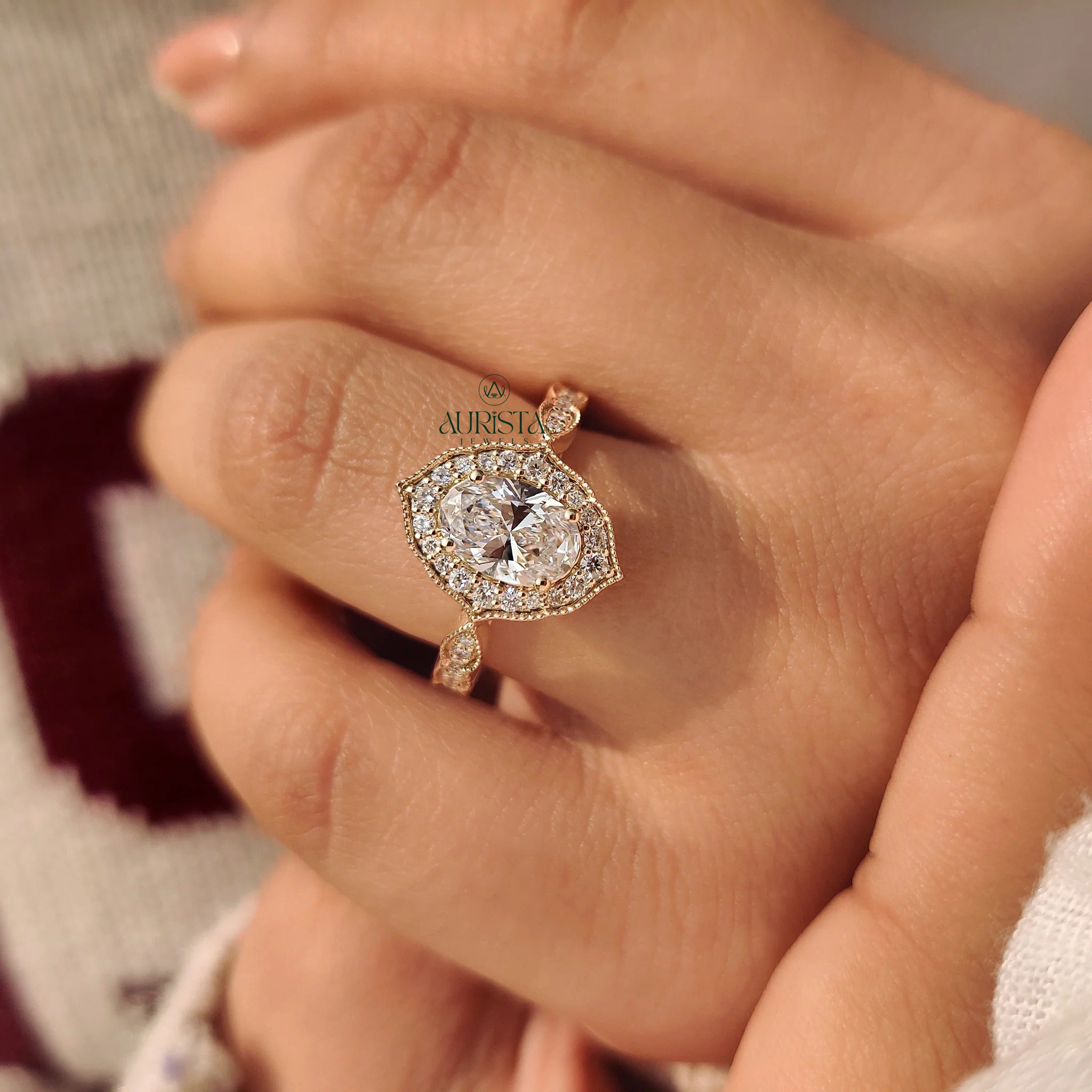 Elegant Oval Cut Diamond Ring with Sparkling Side Stones