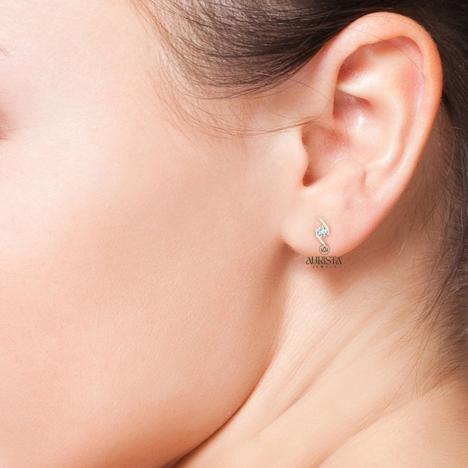 Designer Earrings with Brilliant Diamond