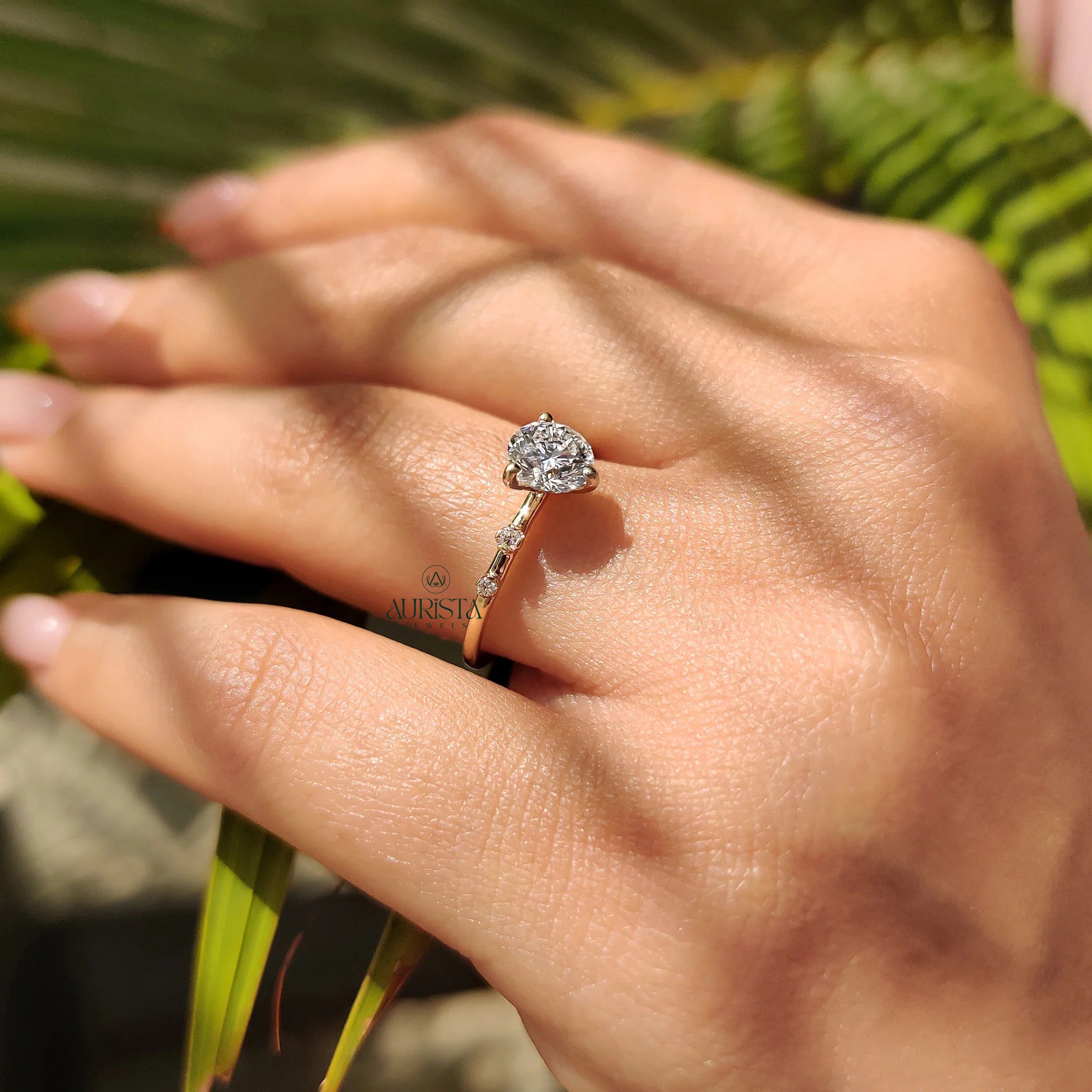 Round Brilliant Diamond Ring with Graduated Side Accents