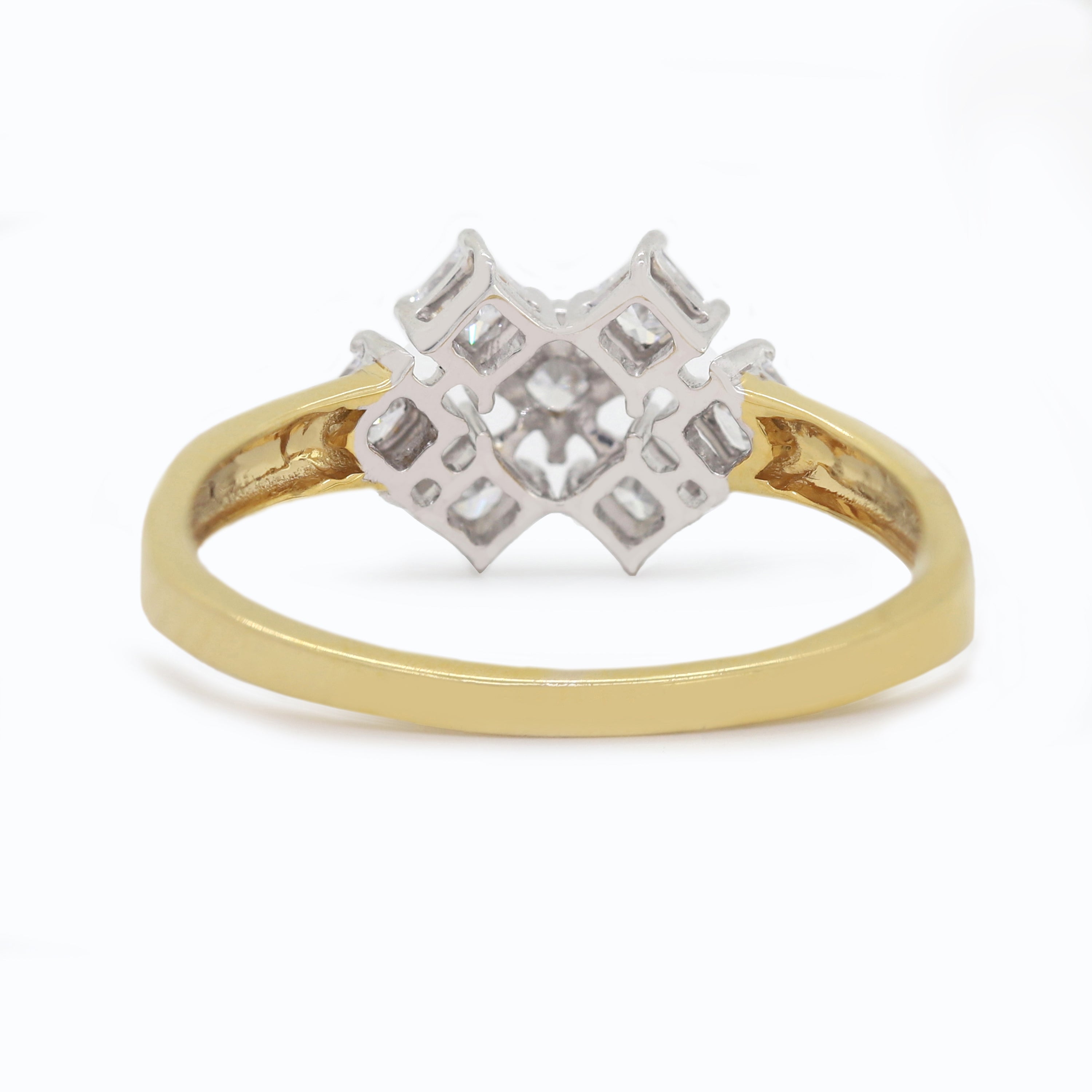 The Diamond of Forever – Custom Ring Whit Princess Diamond Ring