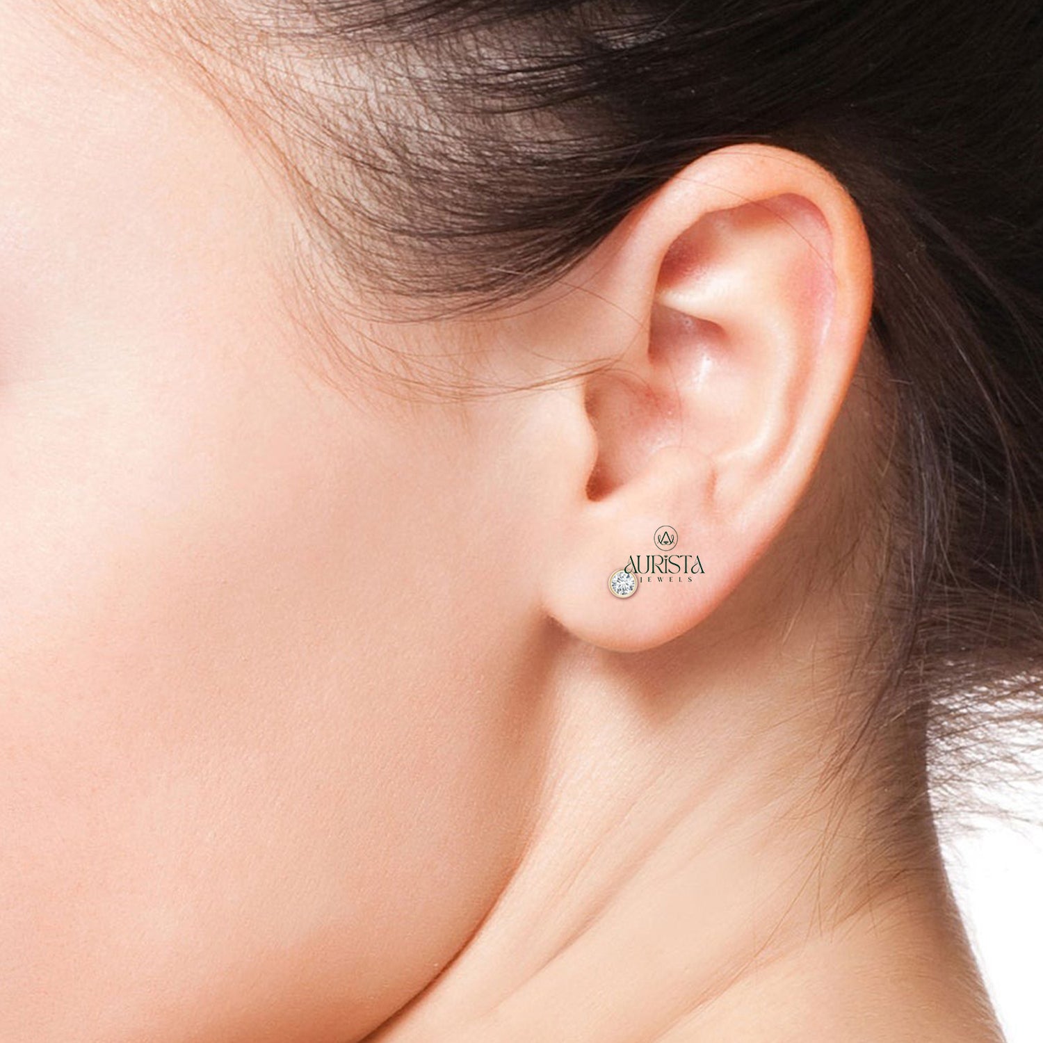 Graceful Earrings with Premium Diamond