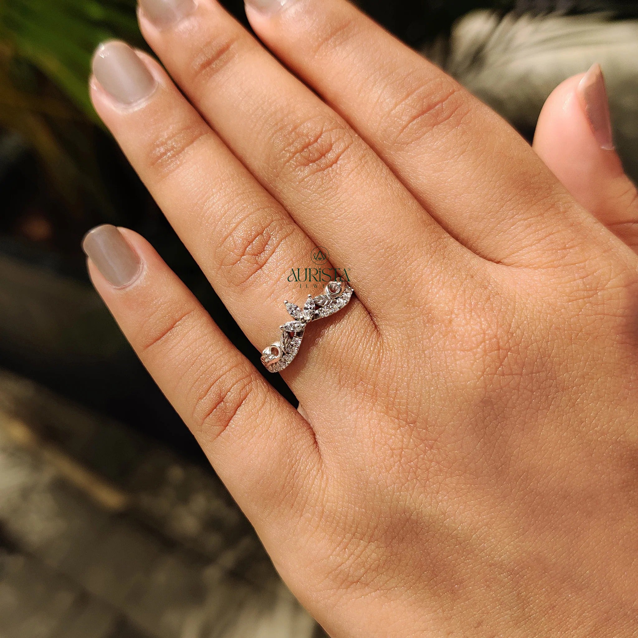 Promise of Shine – Fine Elegance with Sparkling Glow
