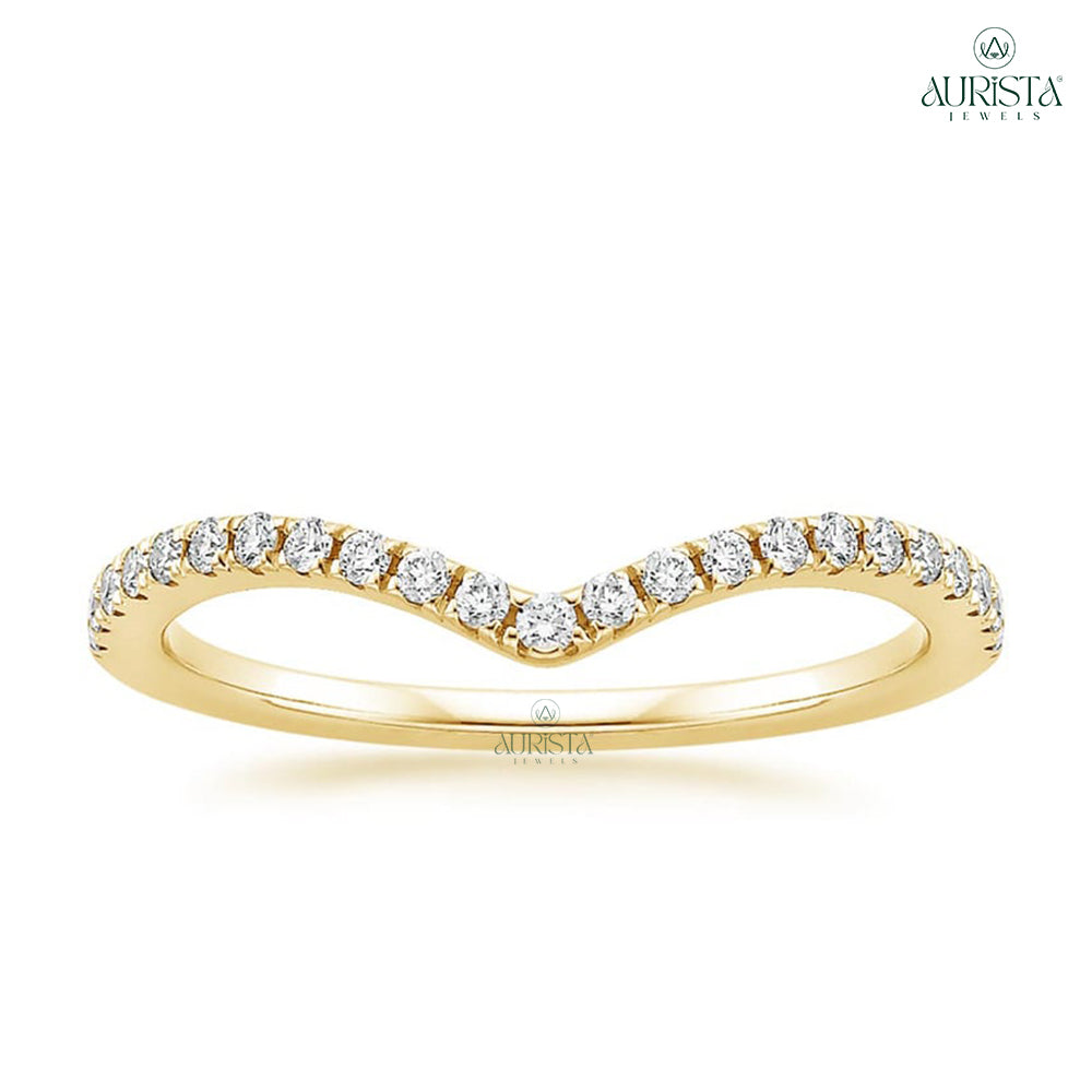 Shine Forever – Yellow Gold Ring with Round Diamond