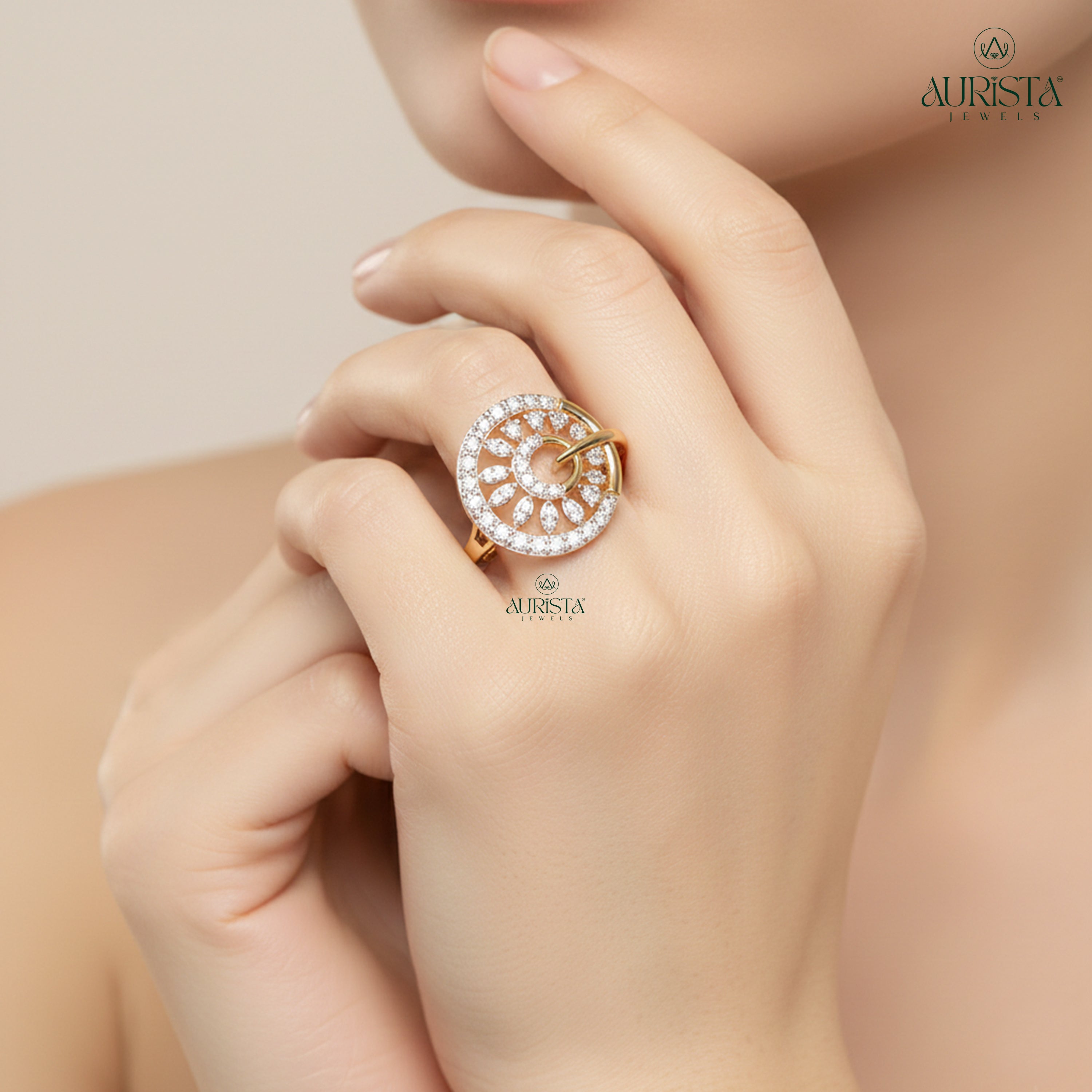 Shine Forever – Yellow Gold Ring with Round Diamond