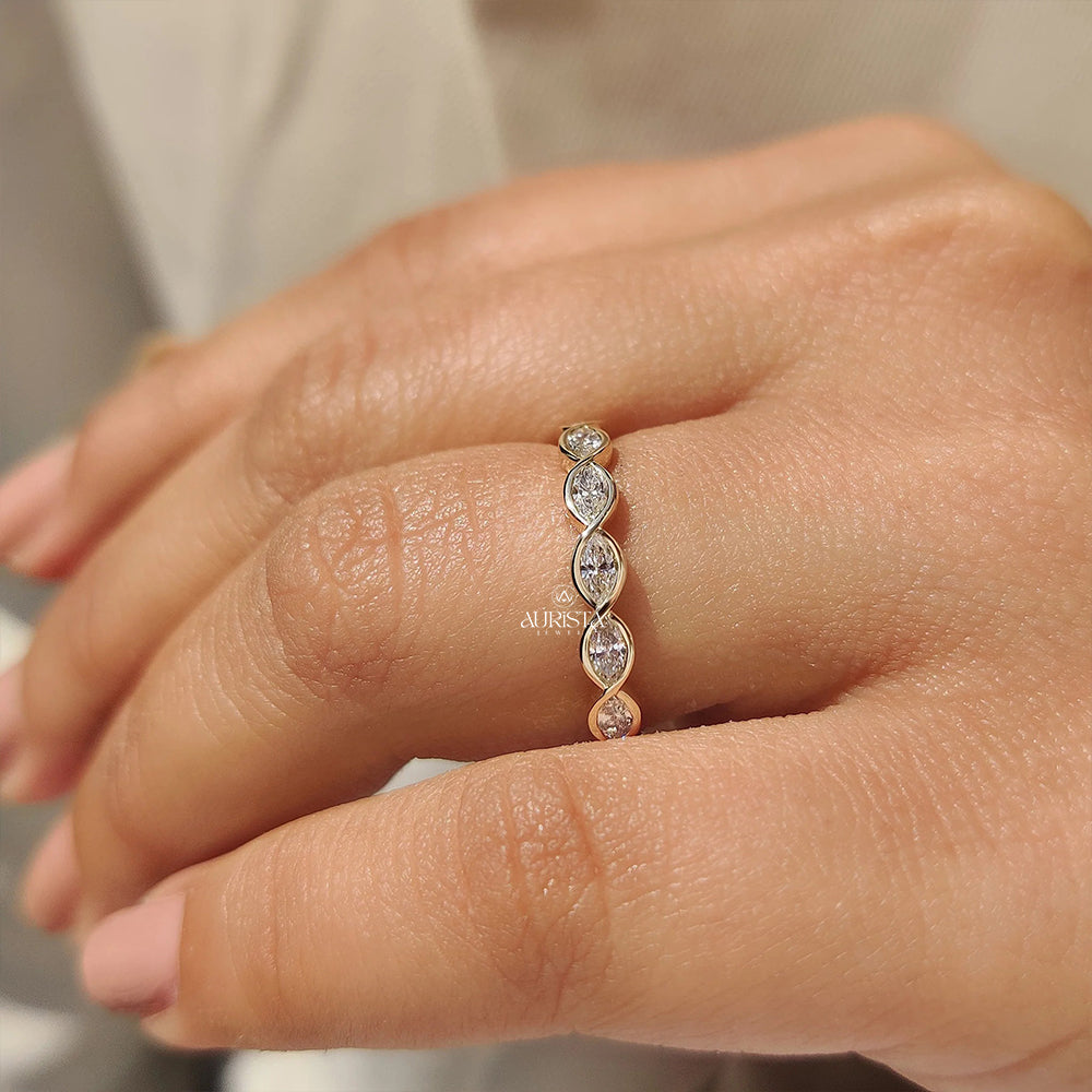 Whisper of Shine – Yellow Gold Band with Marquise Diamond