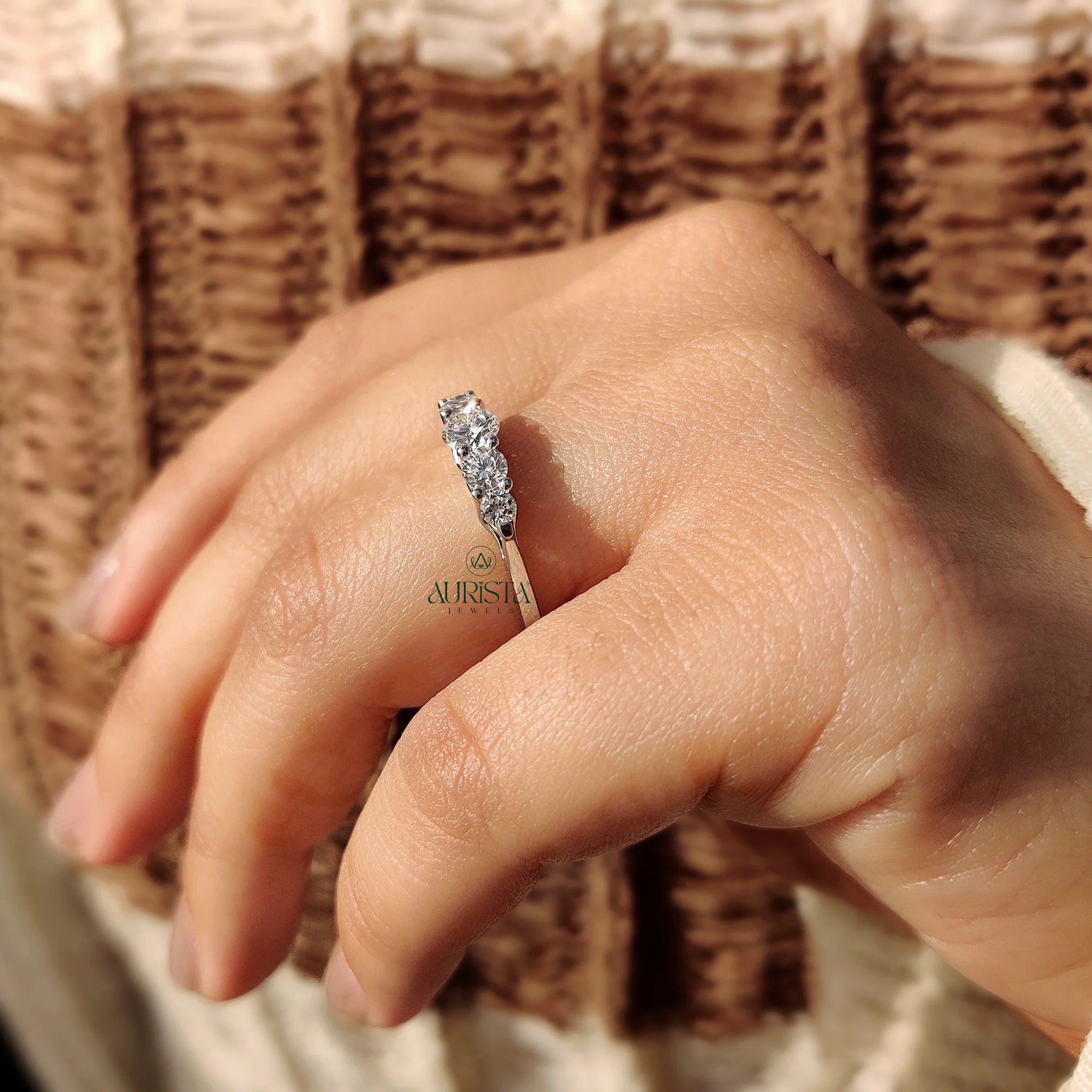 Promise Spark – Refined Grace with Elegant Glow