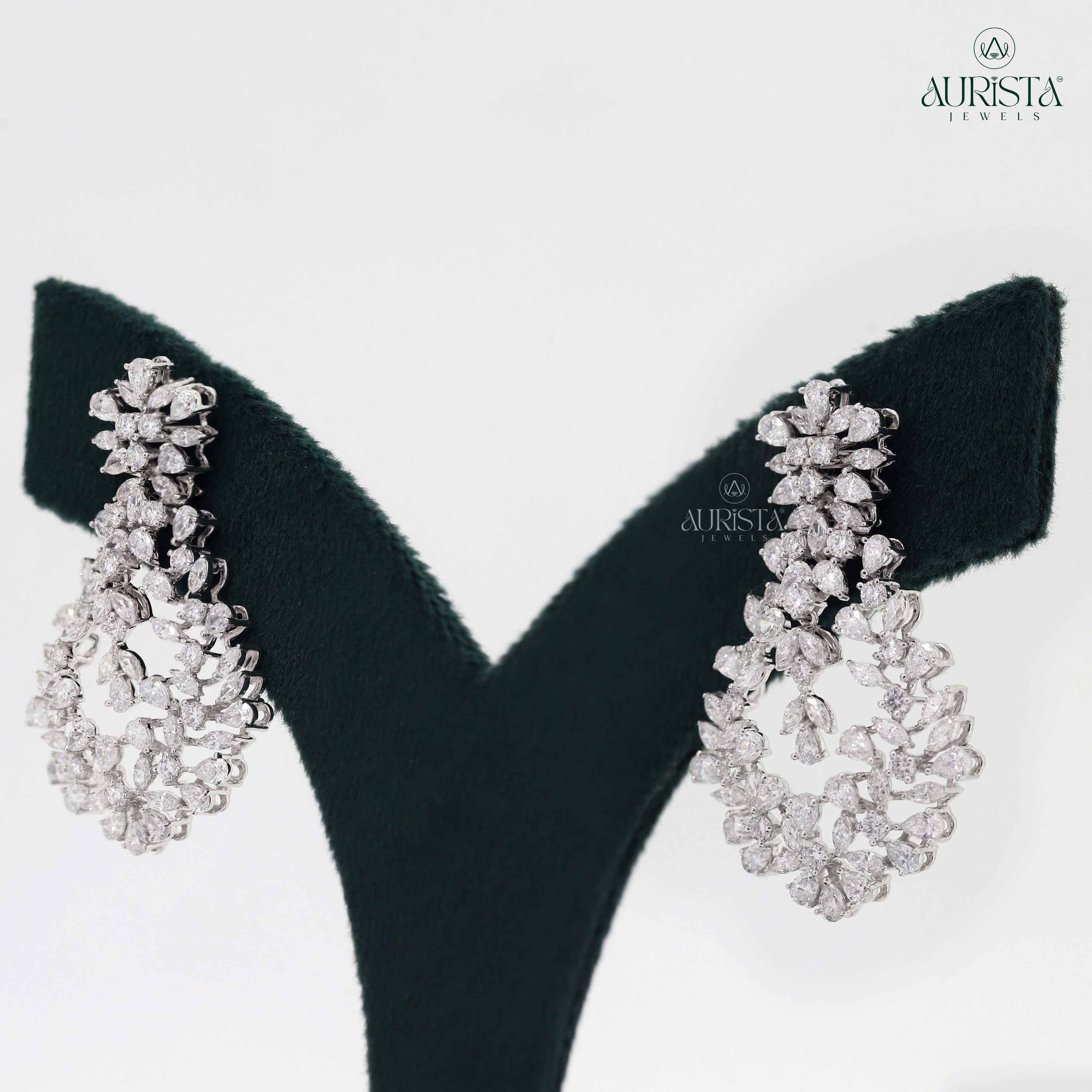Brilliant Essence – Diamond Earrings