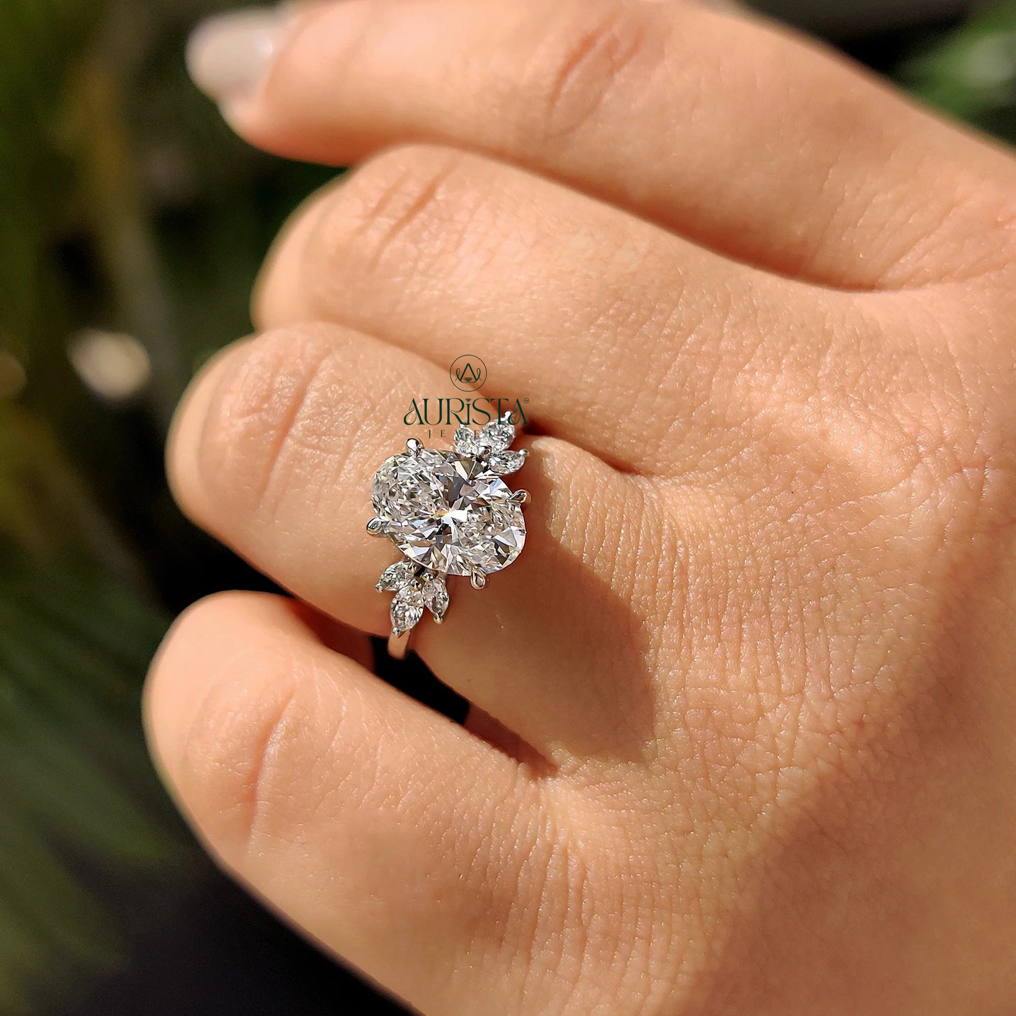 Eternal Sparkle – Classic Elegance with Shining Finish