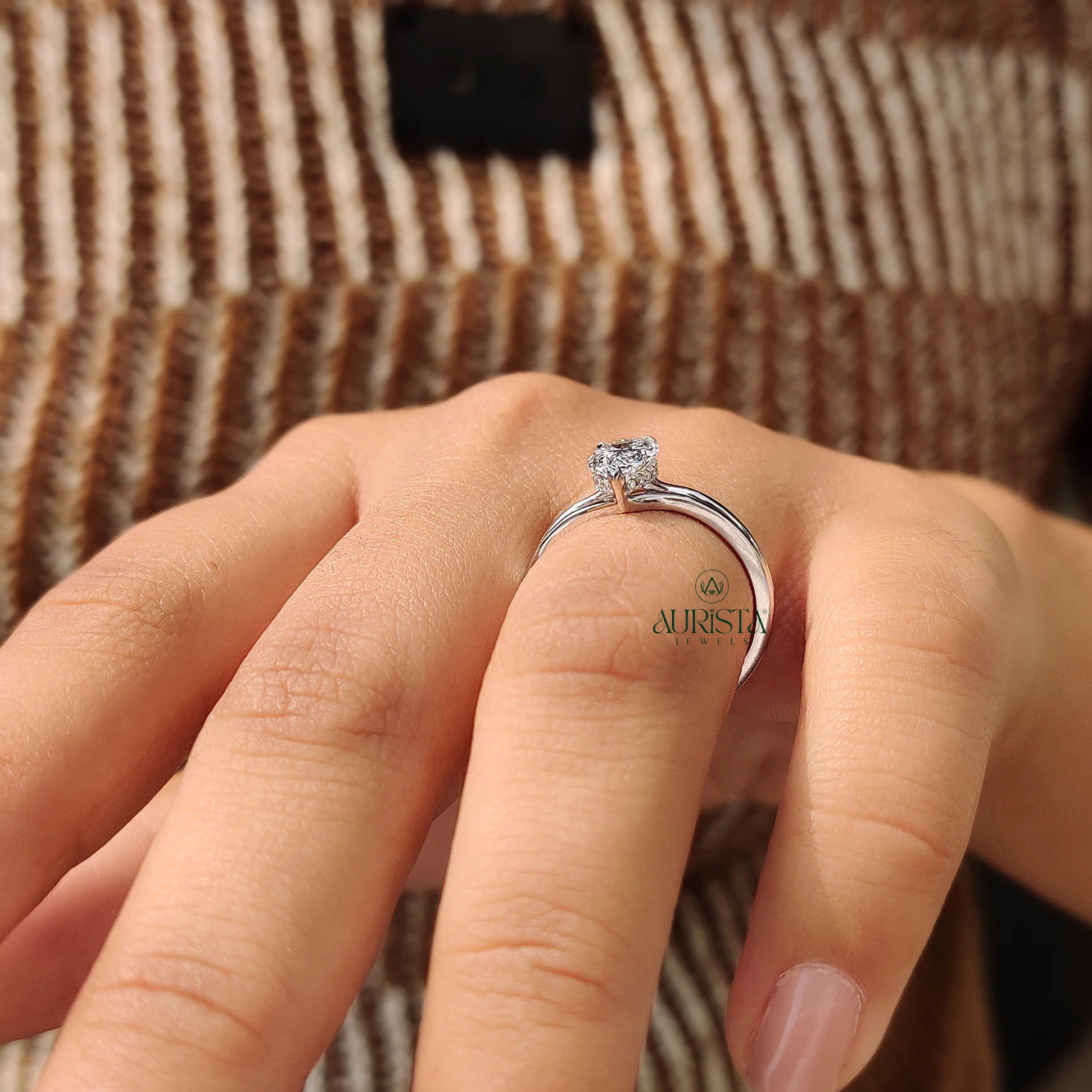Refined Beauty in a Timeless Diamond Ring