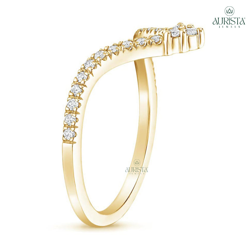 Forever Yours – Yellow Gold Ring with Round Diamond