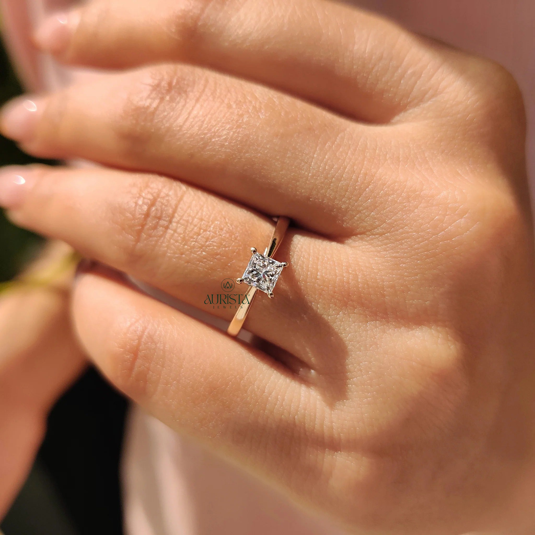 Sophisticated Shine in a Solitaire Diamond Ring