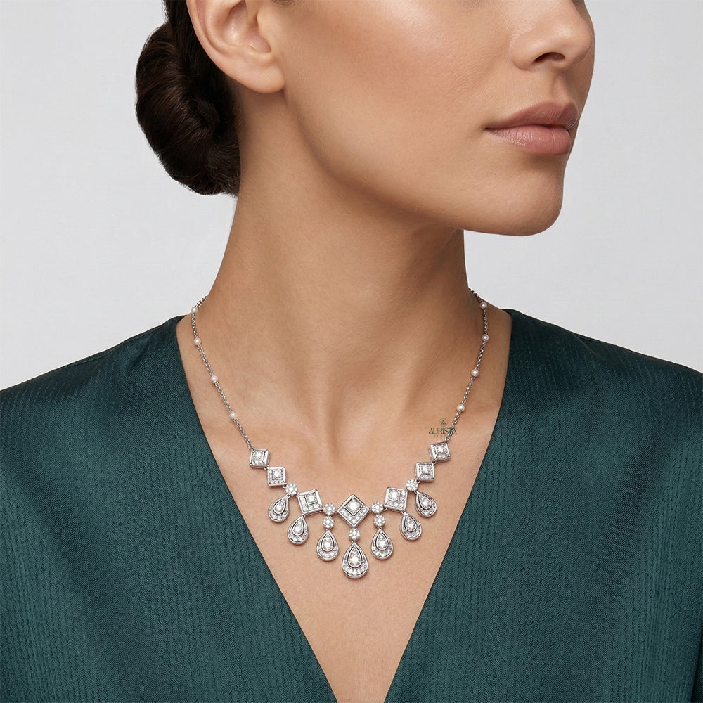 Luminous Glow Round Diamond Necklace in Gold