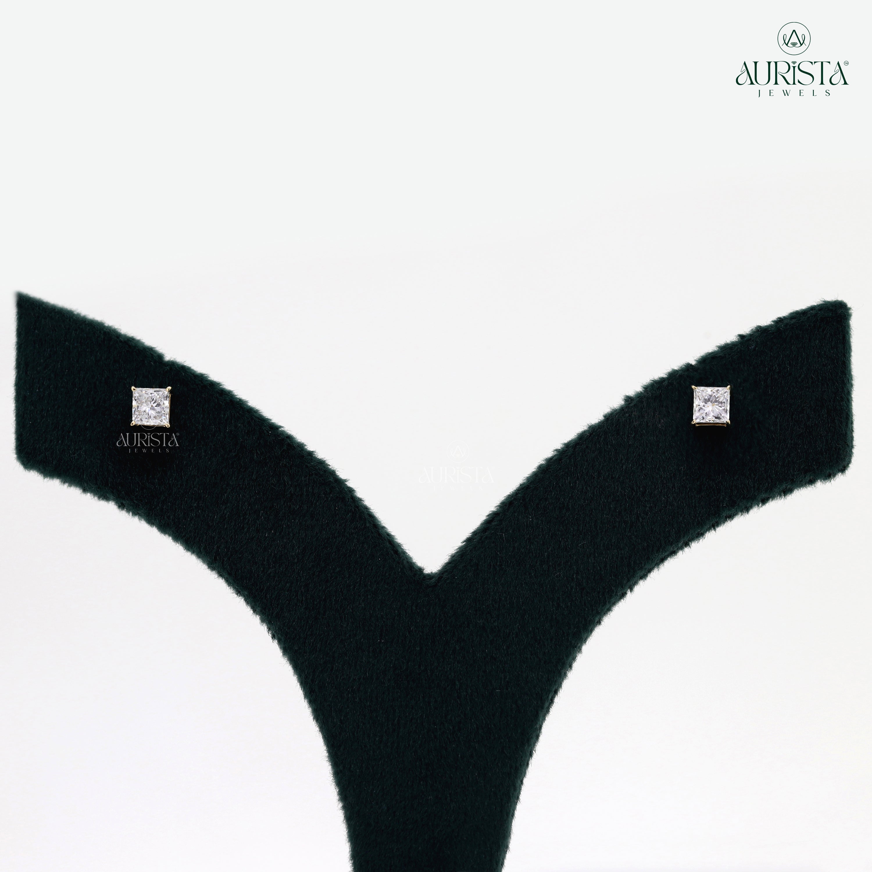 Forever Gleam – Princess Cut Diamond Earrings