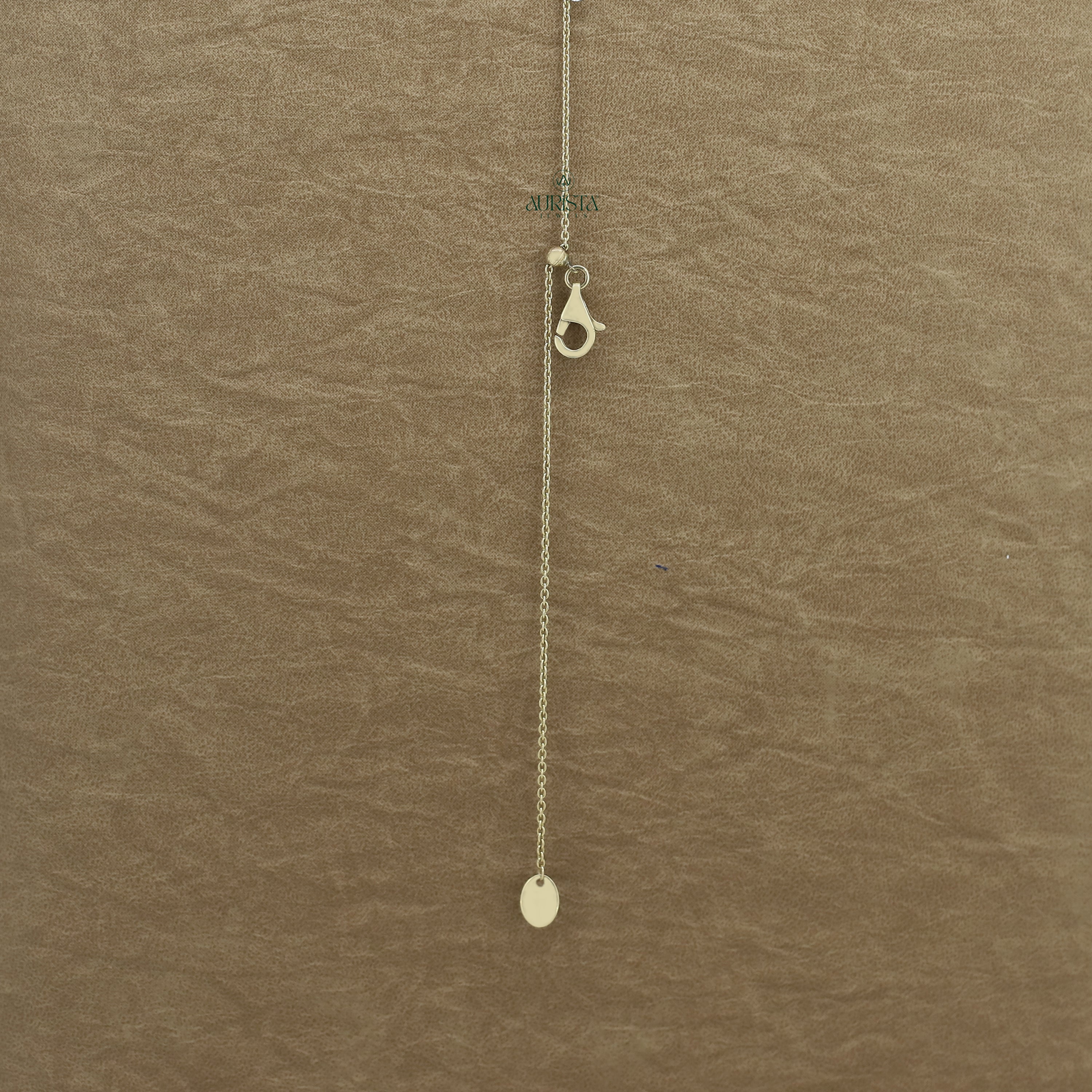Pure Shine Round Brilliant Diamond Necklace in Gold