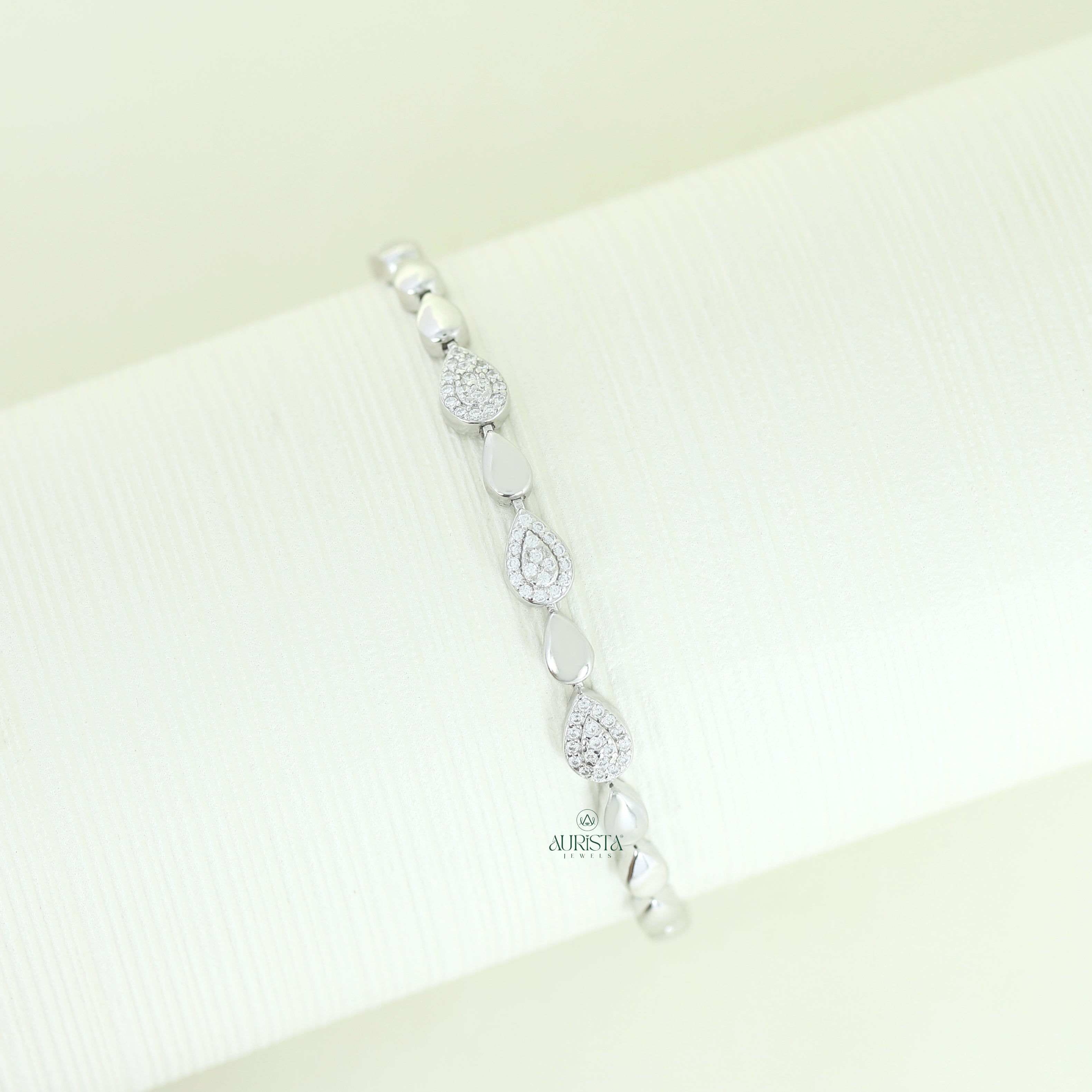 Royal Shine Luxury Diamond Design