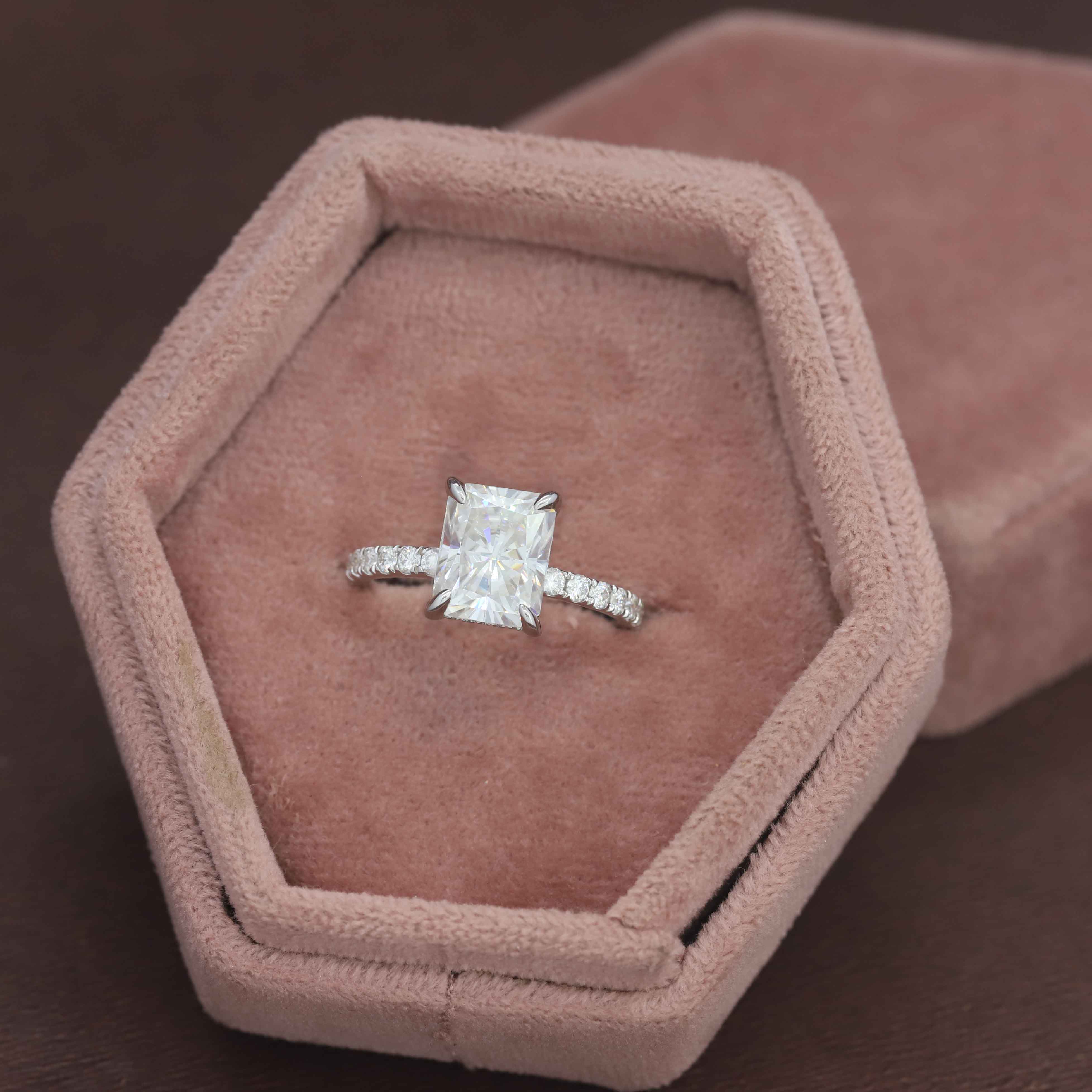 The Everyday Forever Ring – White Gold Ring with  Radiant Diamond