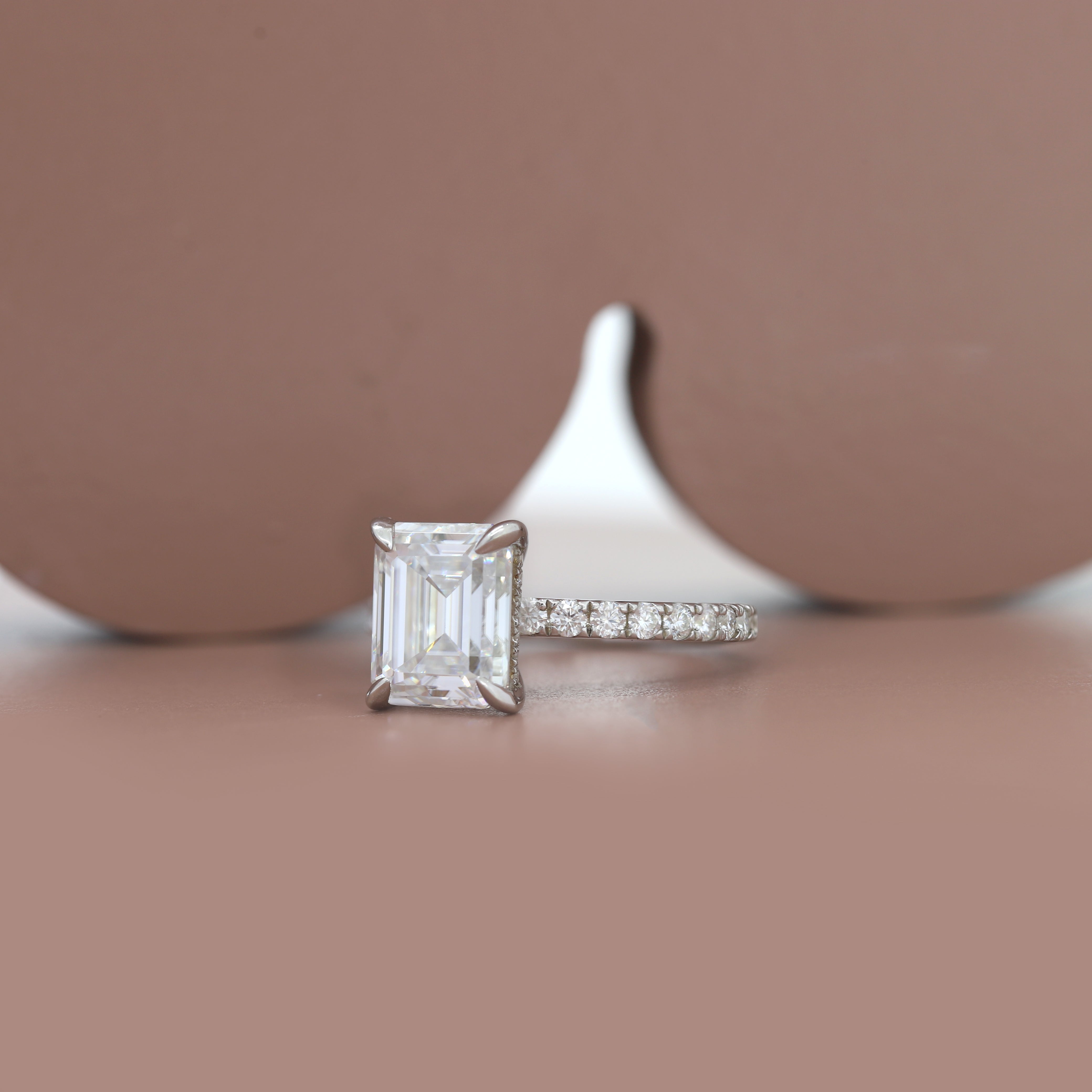The Everyday Forever Ring – White Gold Ring with  Radiant Diamond