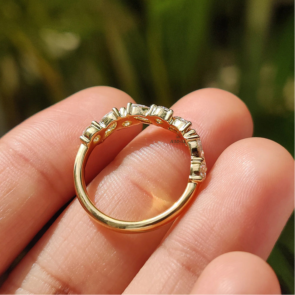 Forever Yours – Yellow Gold Ring with Marquise Diamond