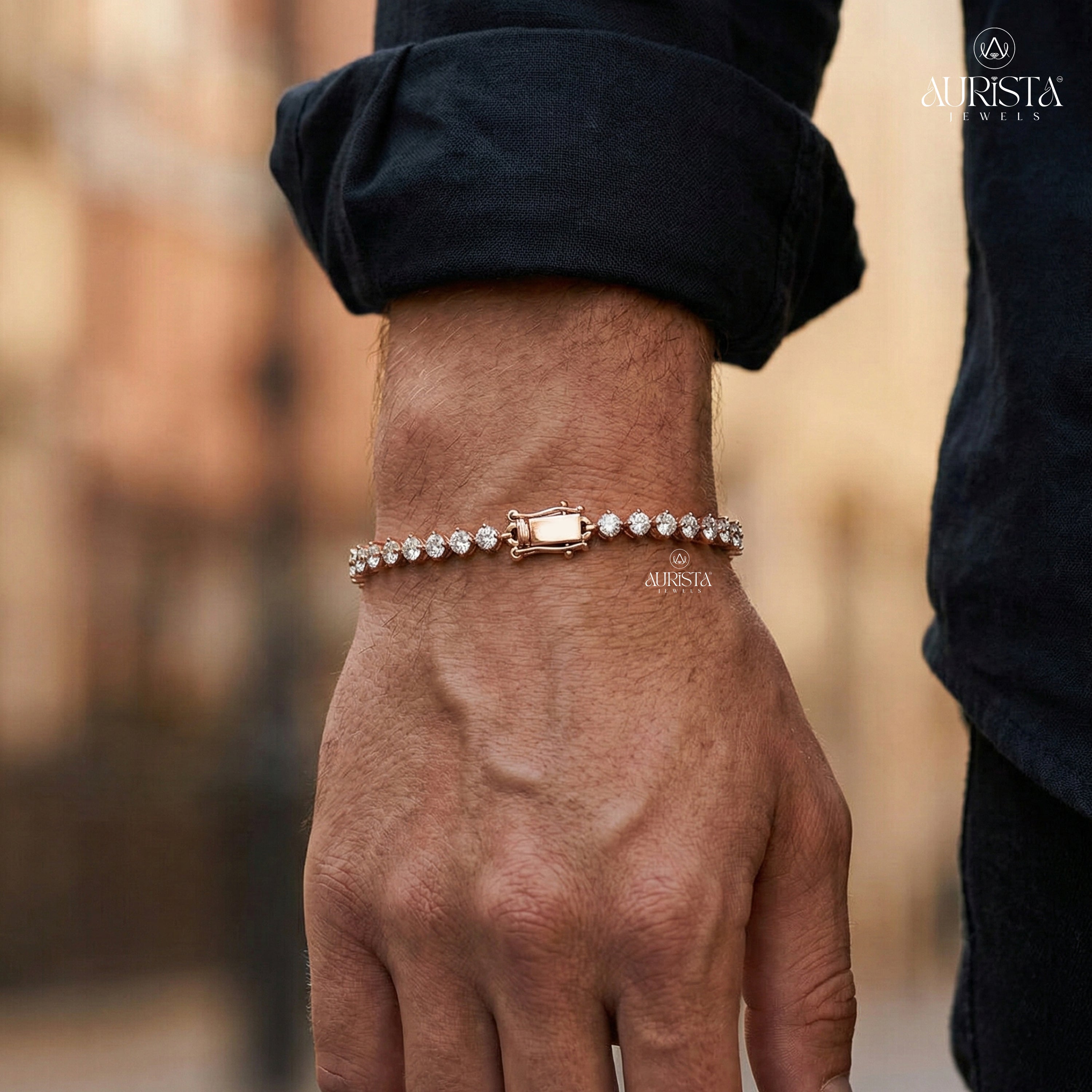 Eternal Embrace – Diamond Bracelet in Gold