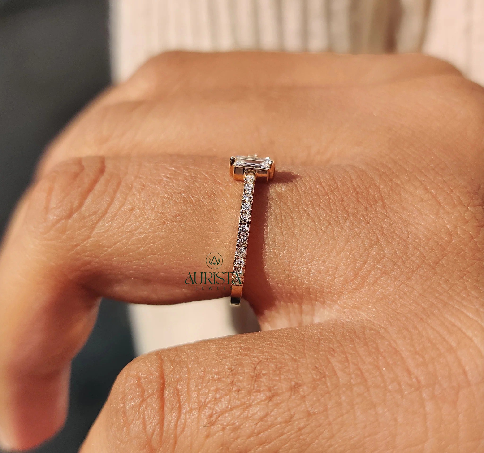 Timeless Pave Shine – Premium Ring with Elegant Glow