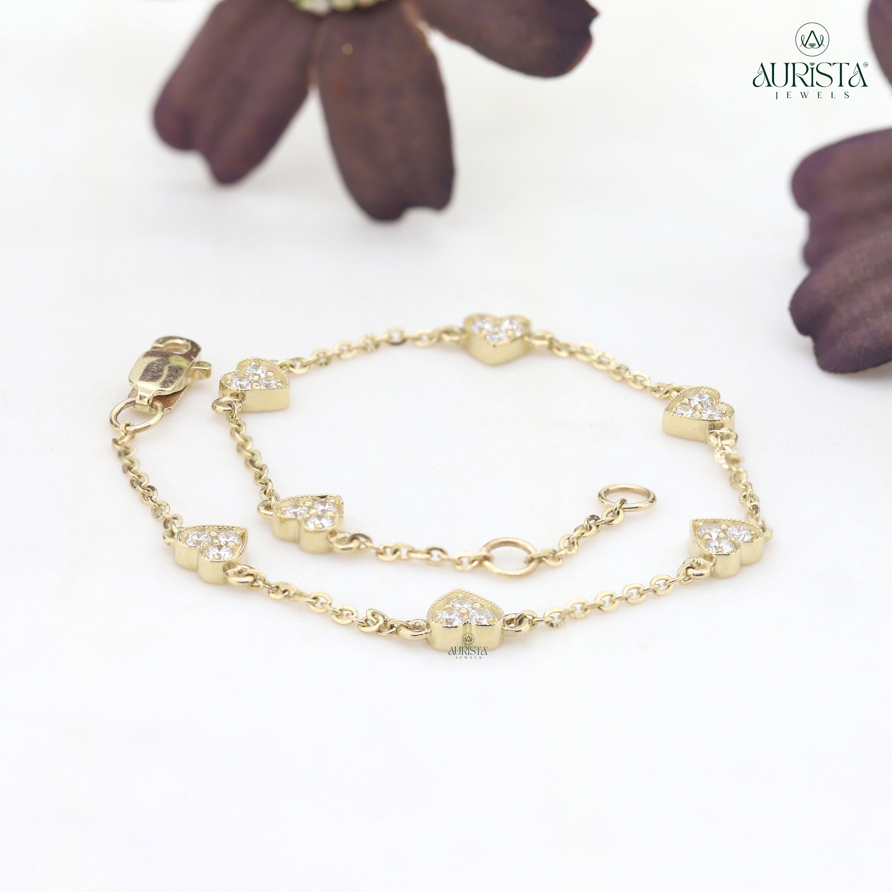 Whispered Glow – Yellow Gold Bracelet with Diamonds
