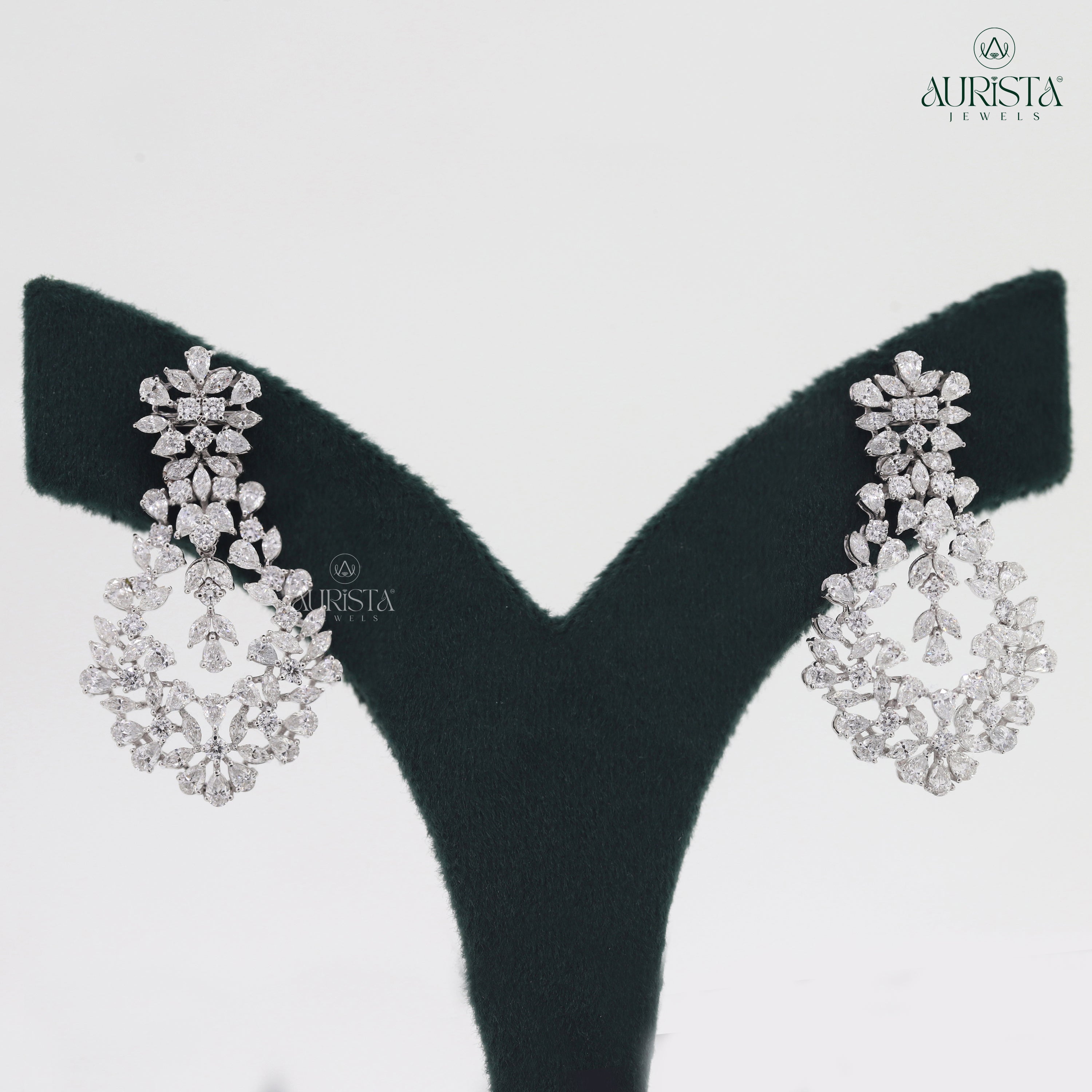 Brilliant Essence – Diamond Earrings